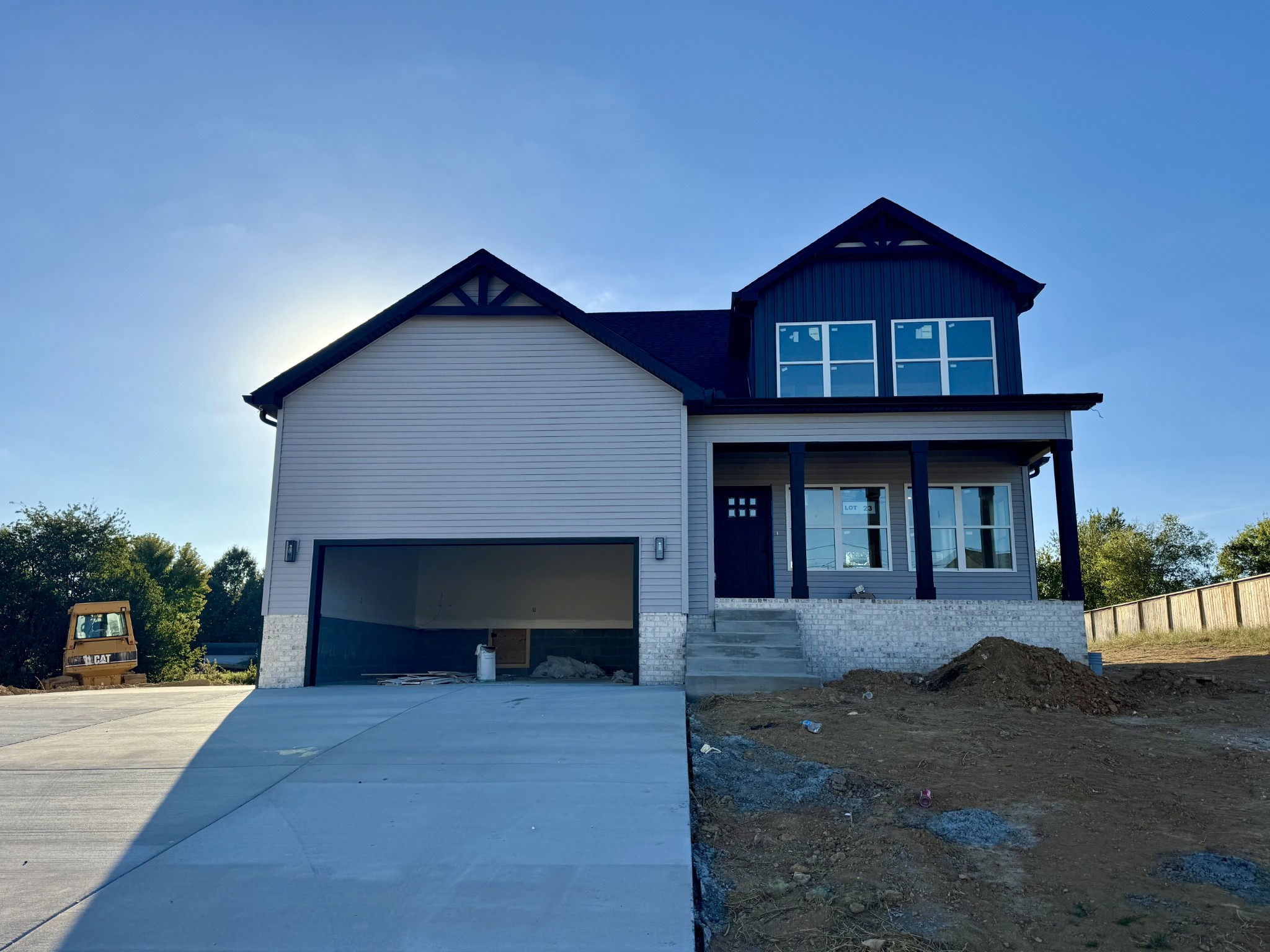 1495 Angus Way — photo