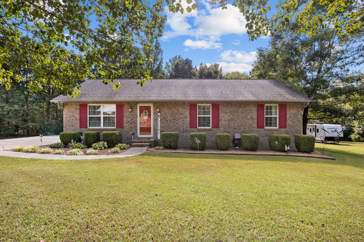 609 Shades Crest Dr — photo