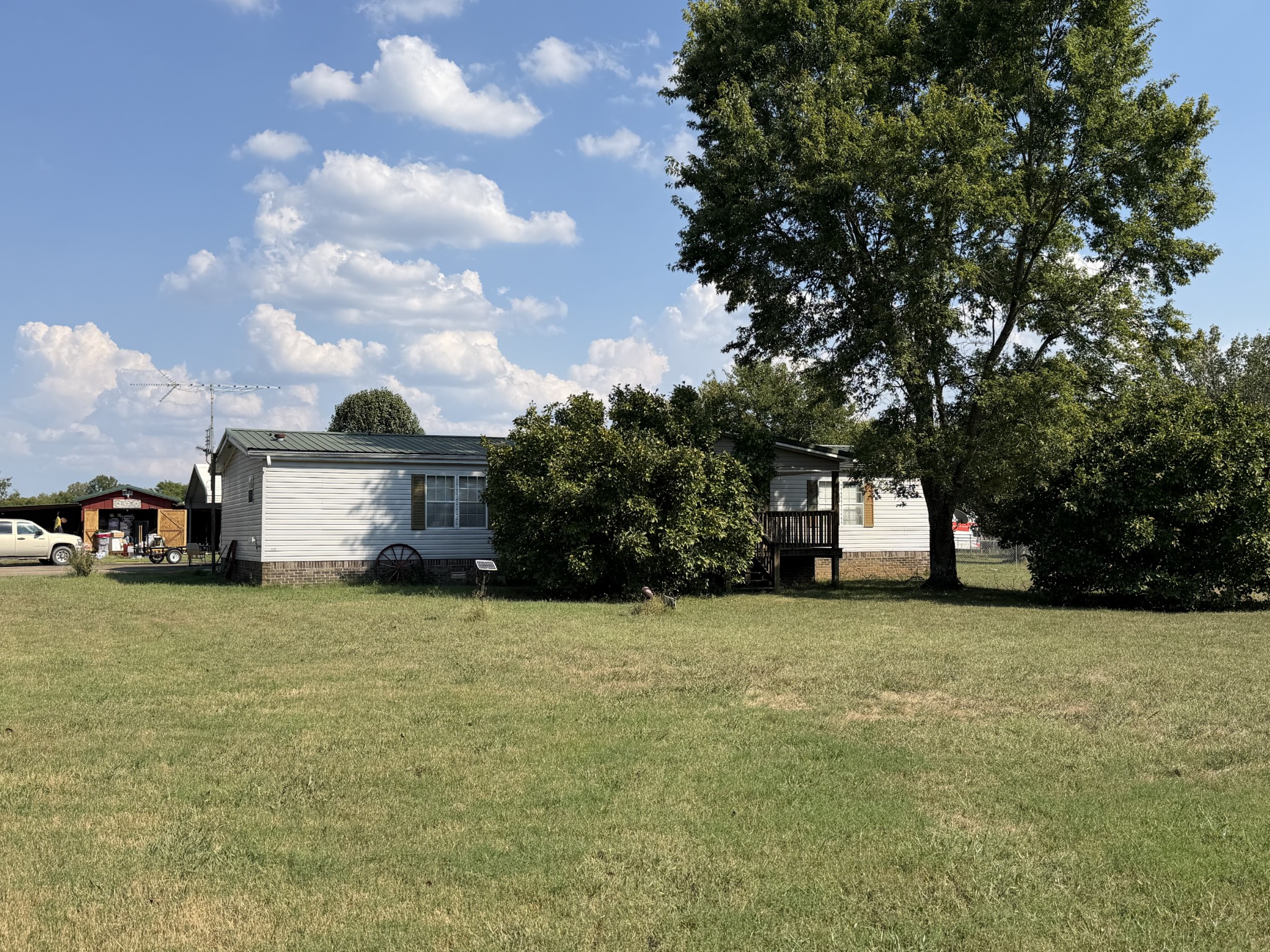 1651 Richardson Rd — photo