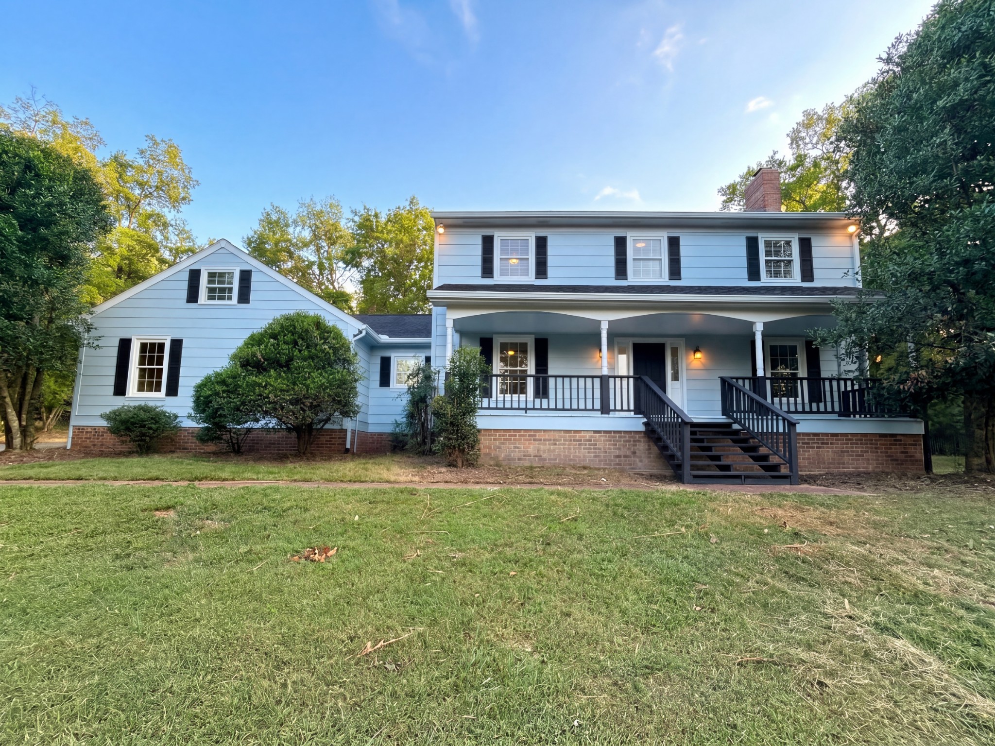 1104 Lakewood Dr — photo