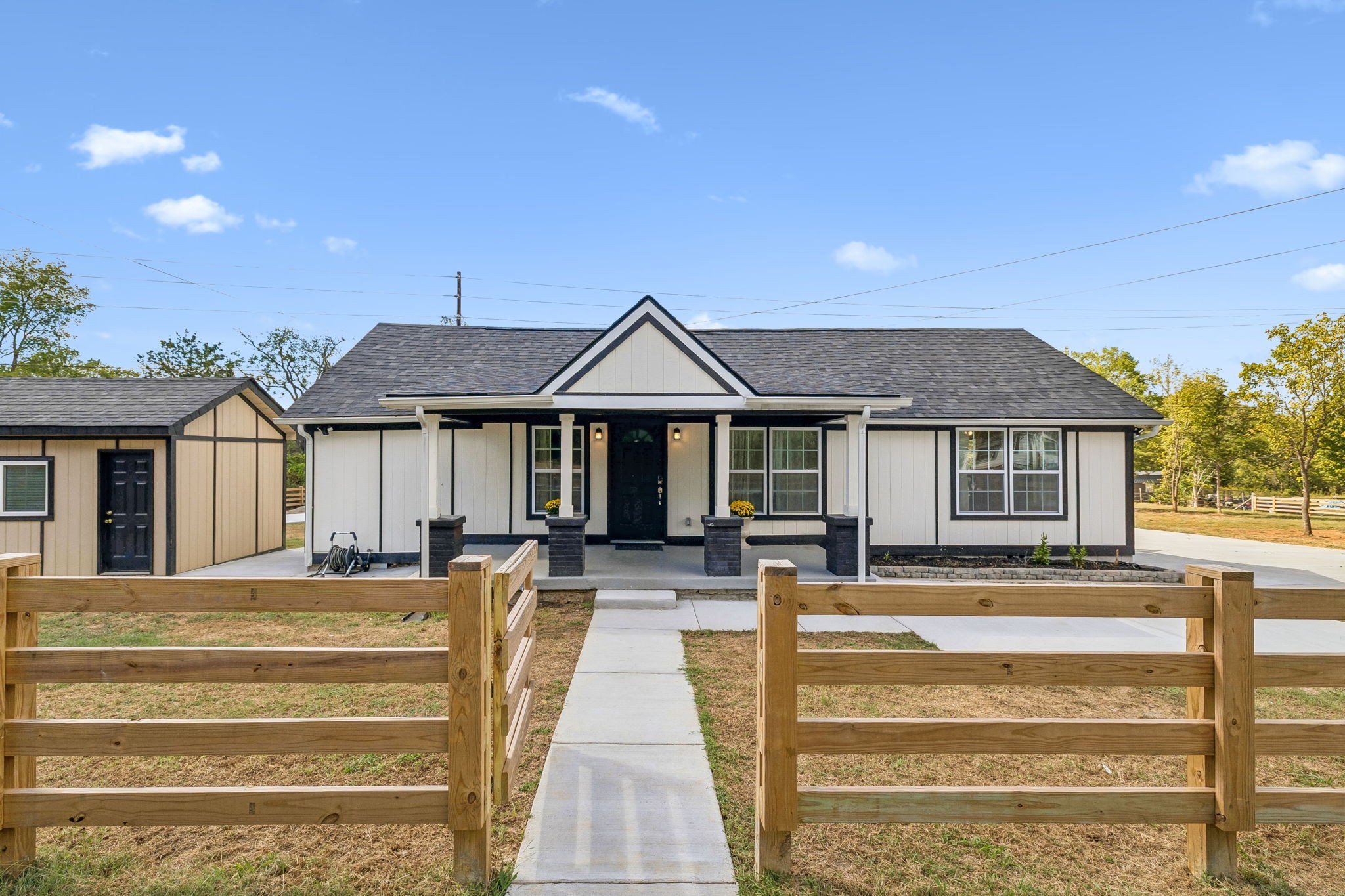 520 S Posey Hill Rd — photo