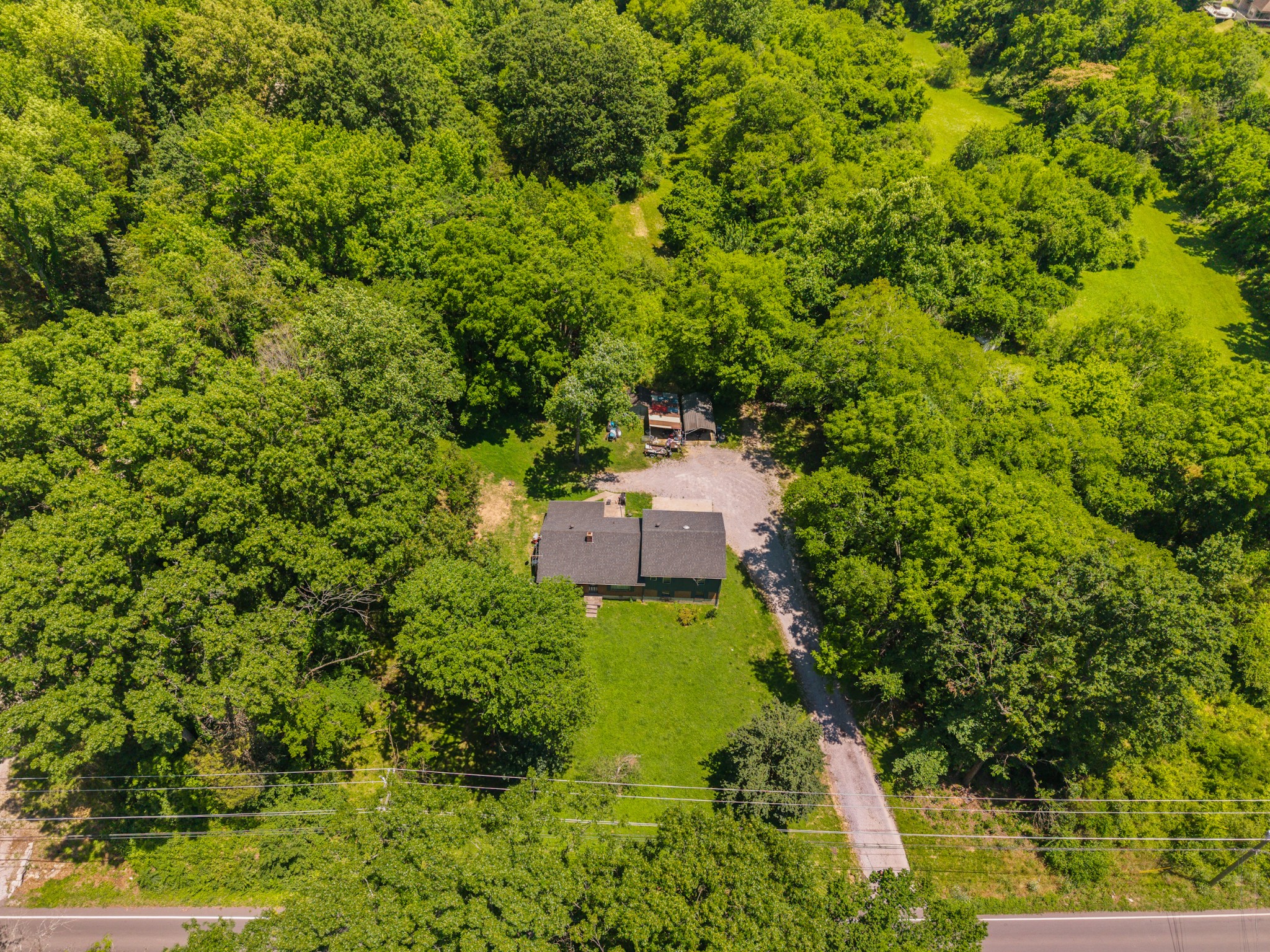1083 Tulip Grove Rd — photo