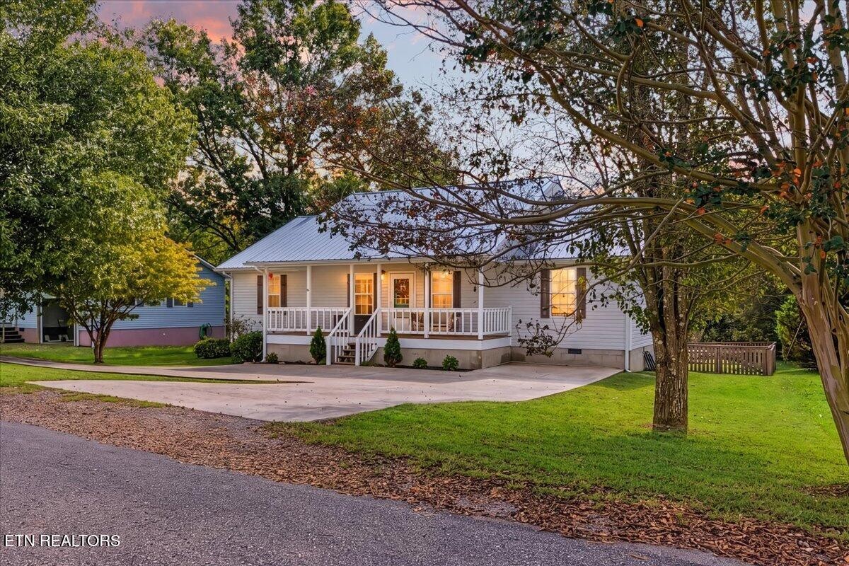 316 Circle R Drive — photo