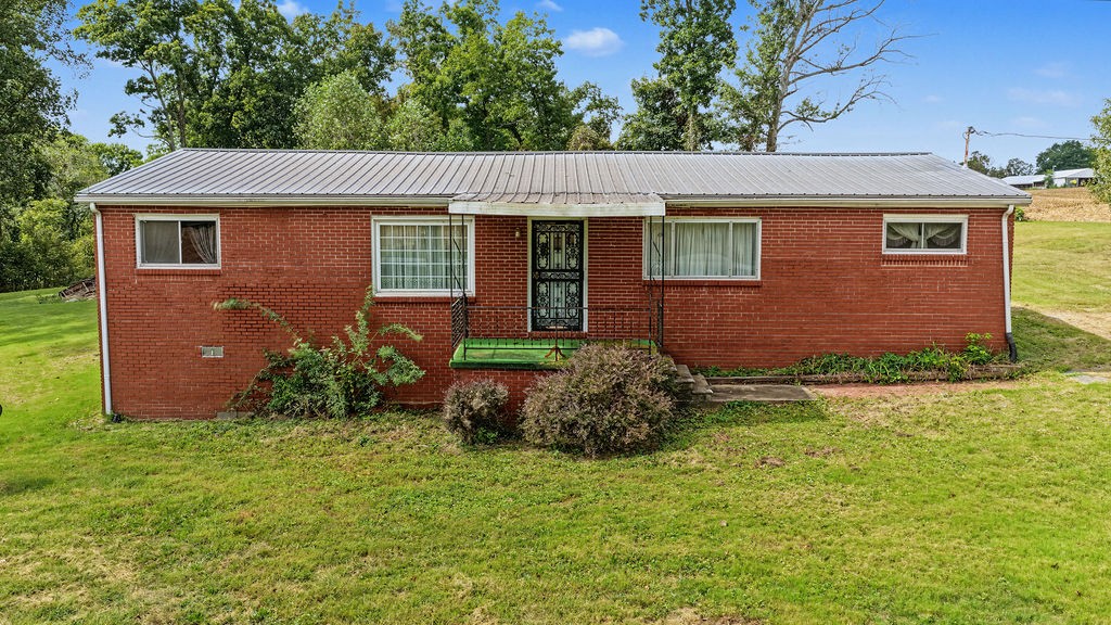 2585 Gracey Herndon Rd — photo