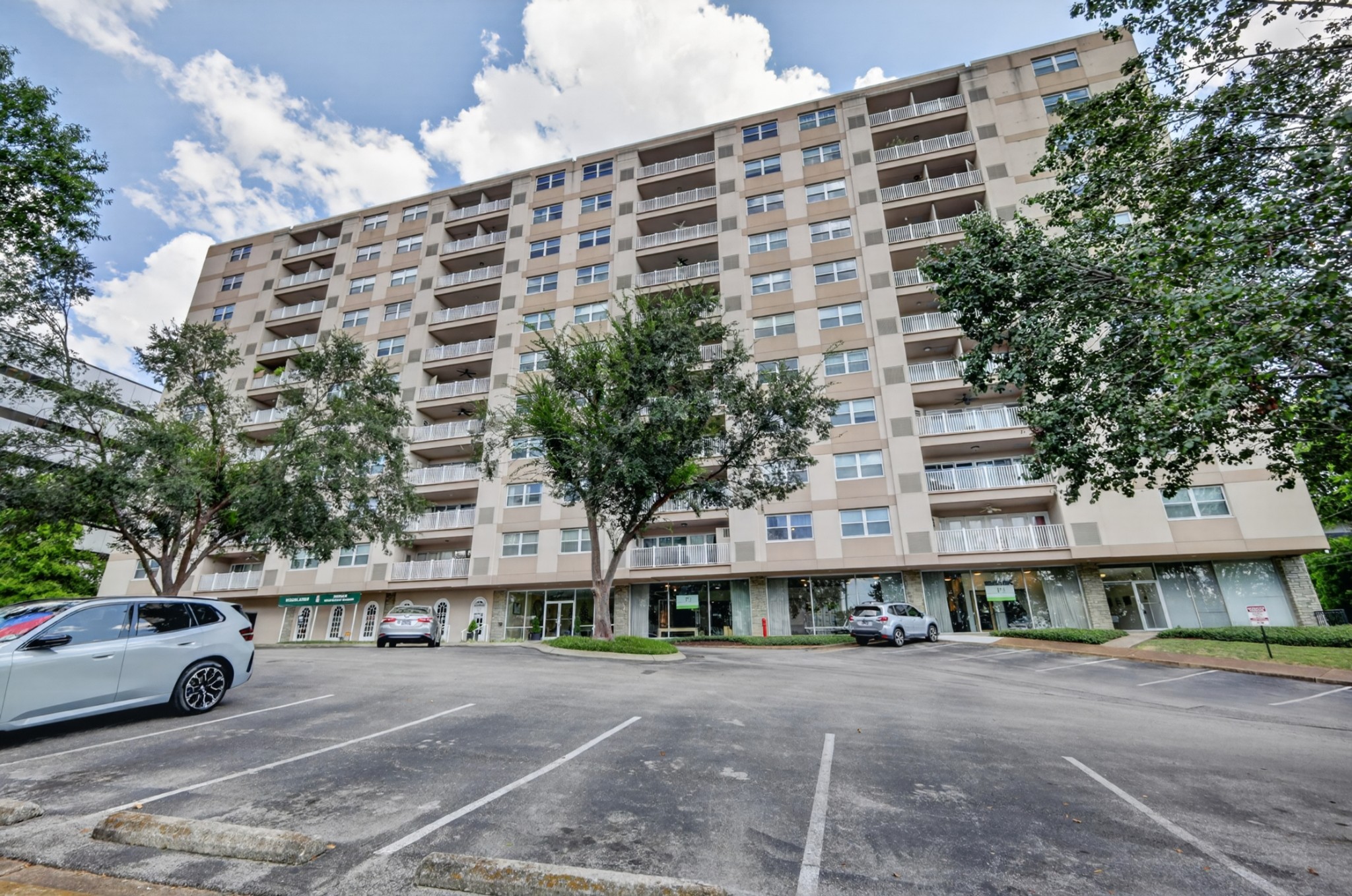 3415 West End Ave 1105 — photo