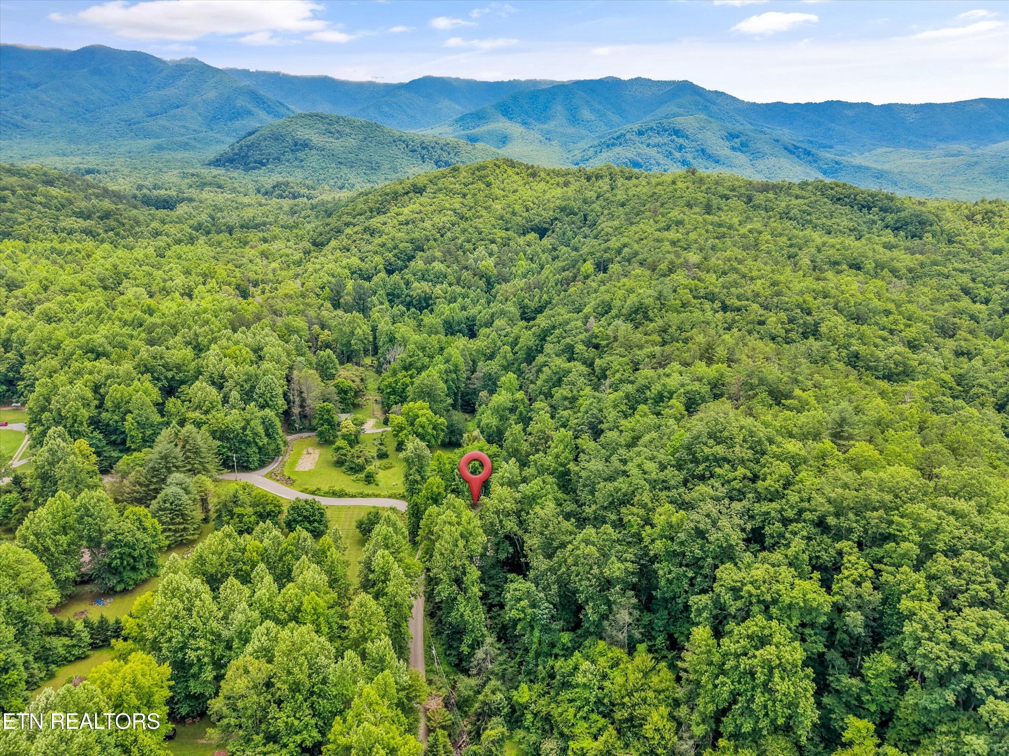 5236 Mathis Branch Road, Cosby TN 37722 — photo 2