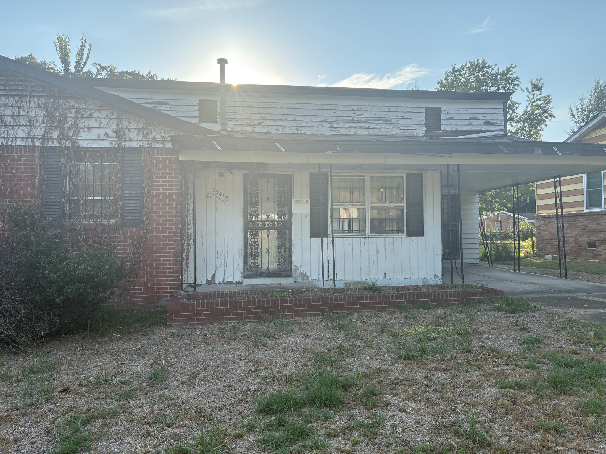 3941 Hammett Dr — photo