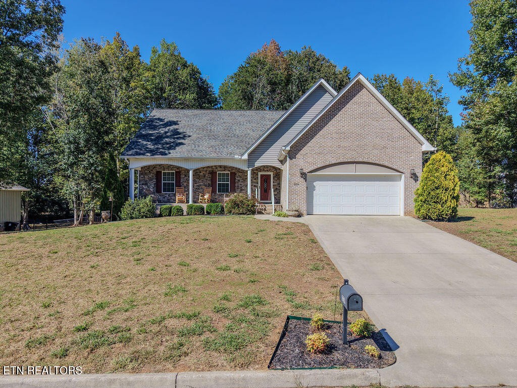 339 Shadows Lawn Drive — photo