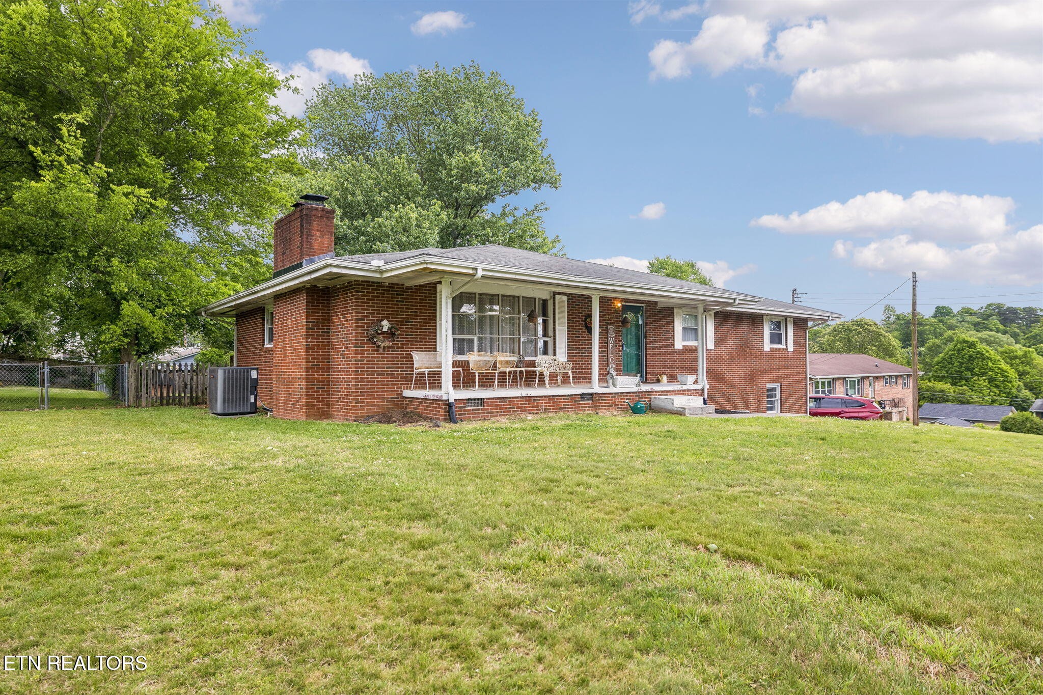 8012 Sharp Road, Powell, TN 37849 — photo 2