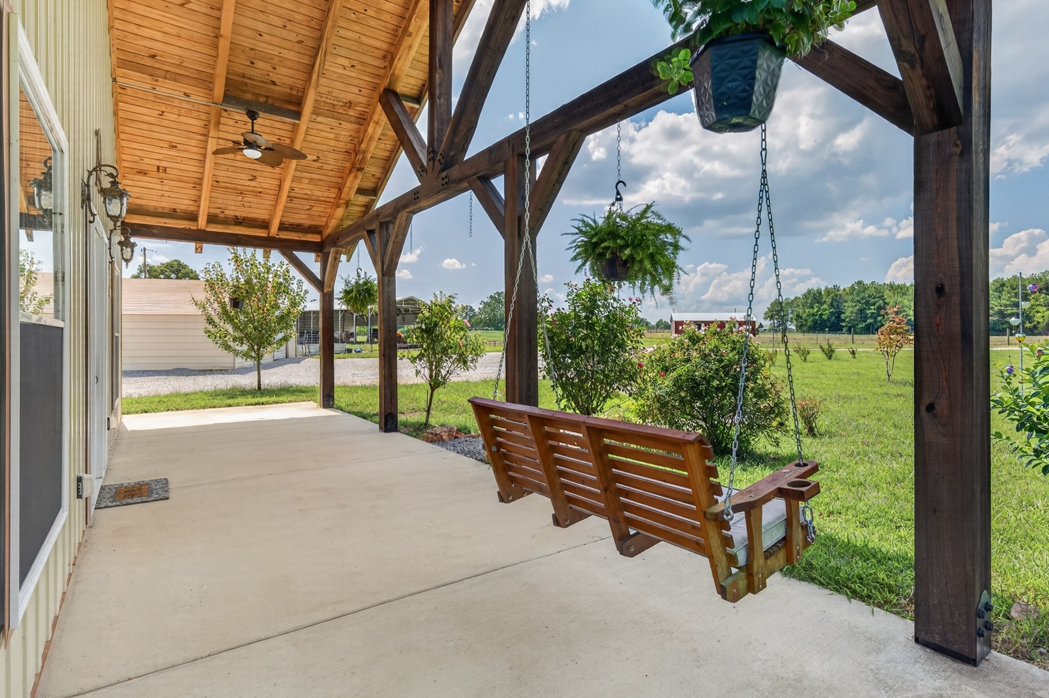 1241 Johnson Branch Rd — photo