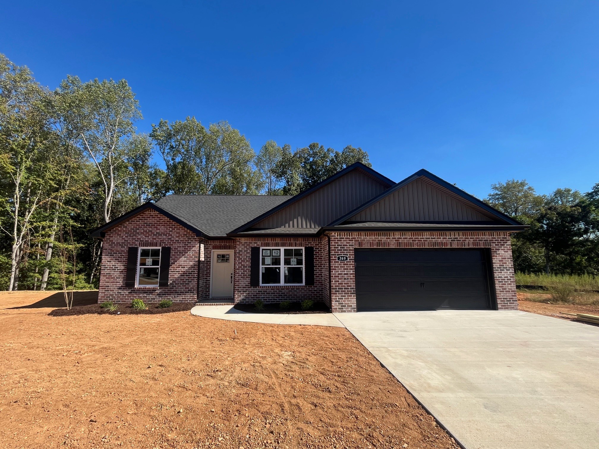 369 Idell Ct — photo