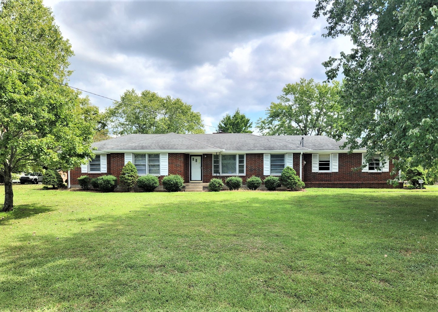 614 Ronnie Rd — photo