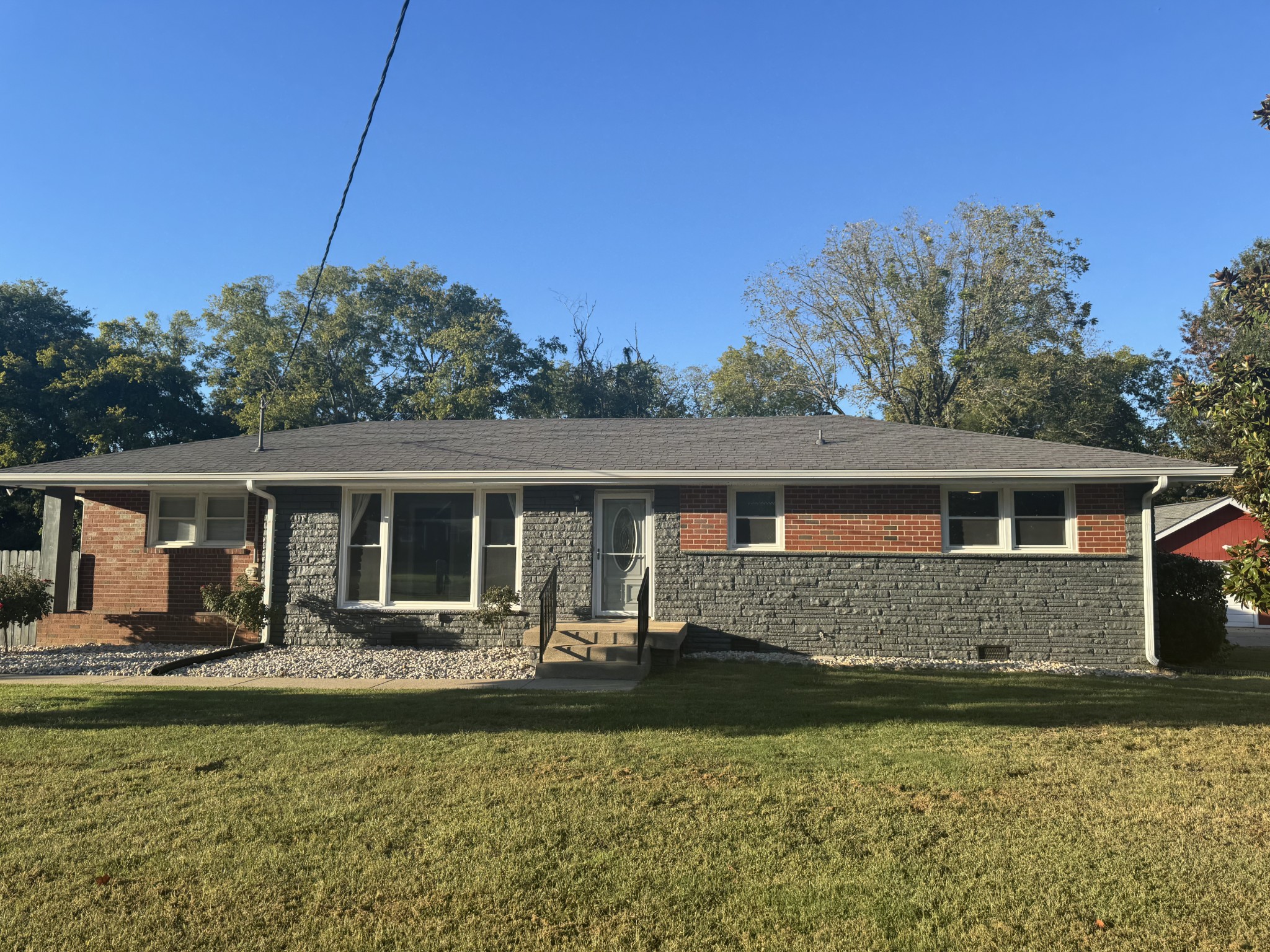 1629 Edgewood Dr — photo