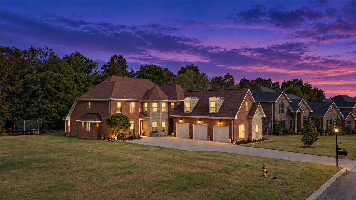 136 Seven Springs Dr — photo