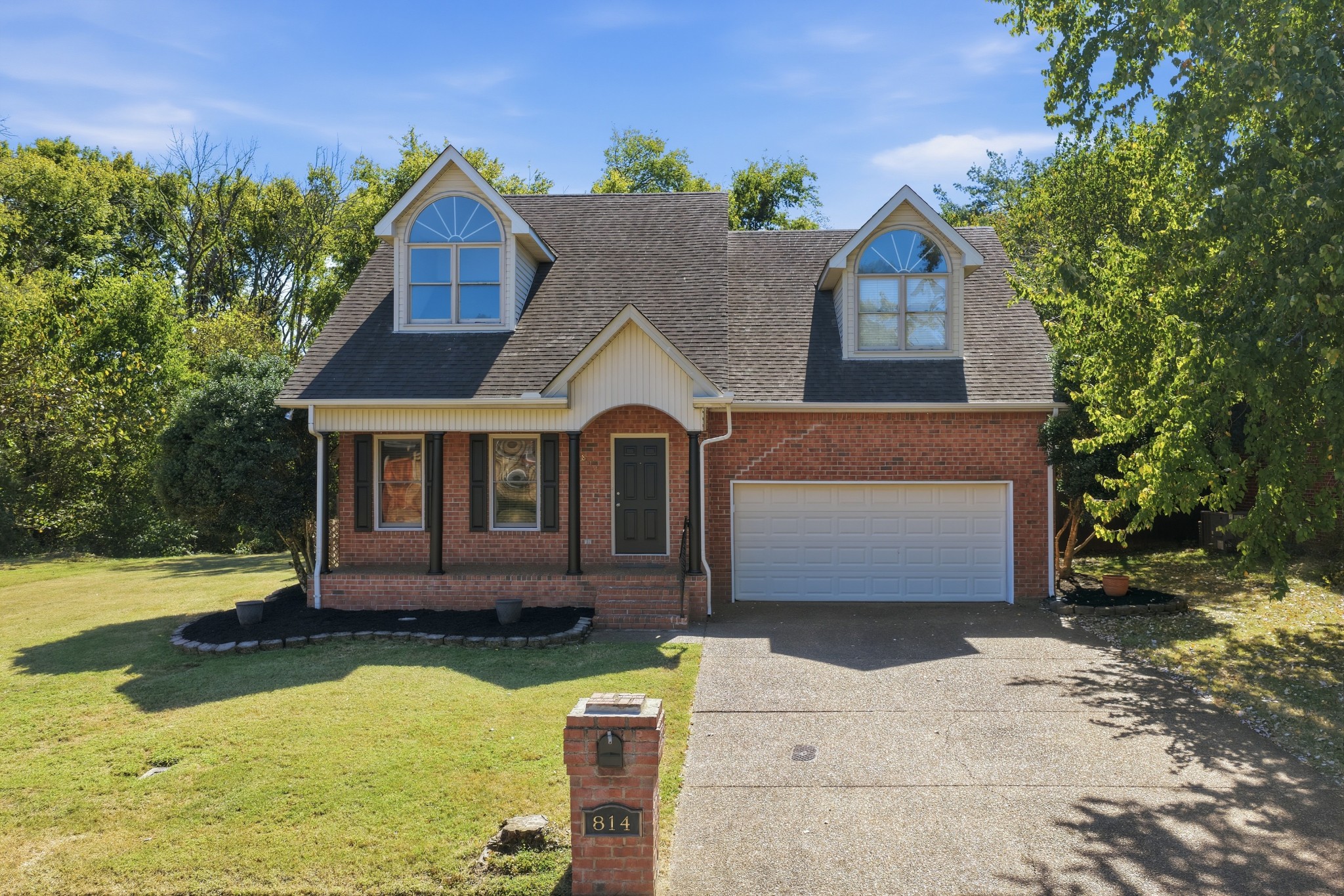 814 Bradford Pl — photo