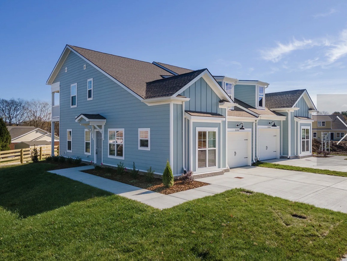 5101 Pace Park Cir — photo