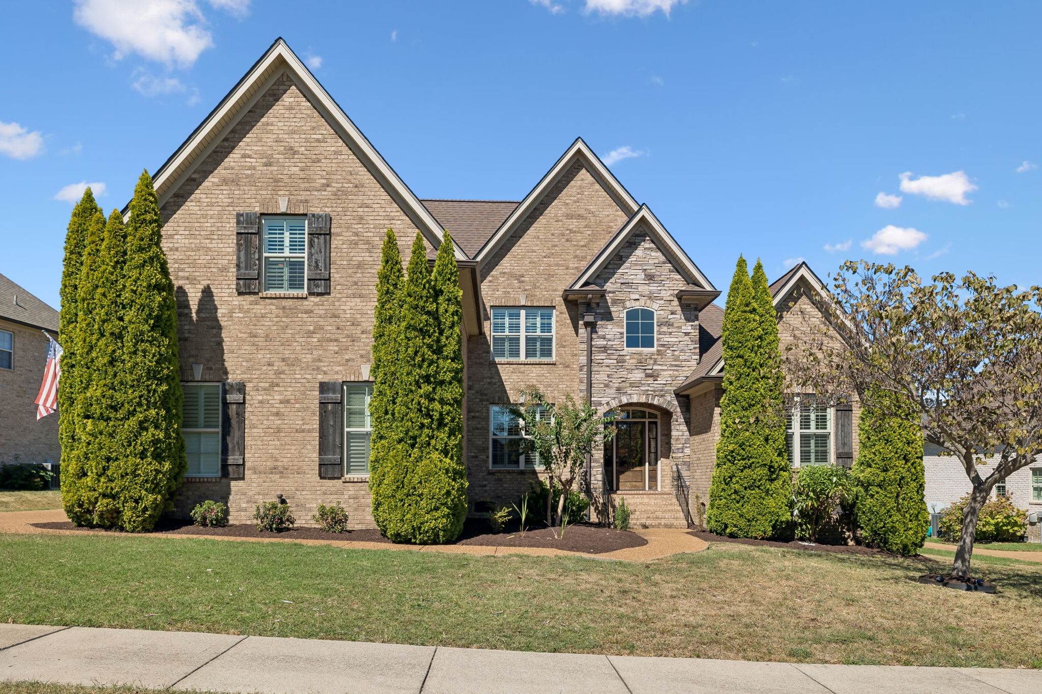 3004 Brisbane Ct — photo