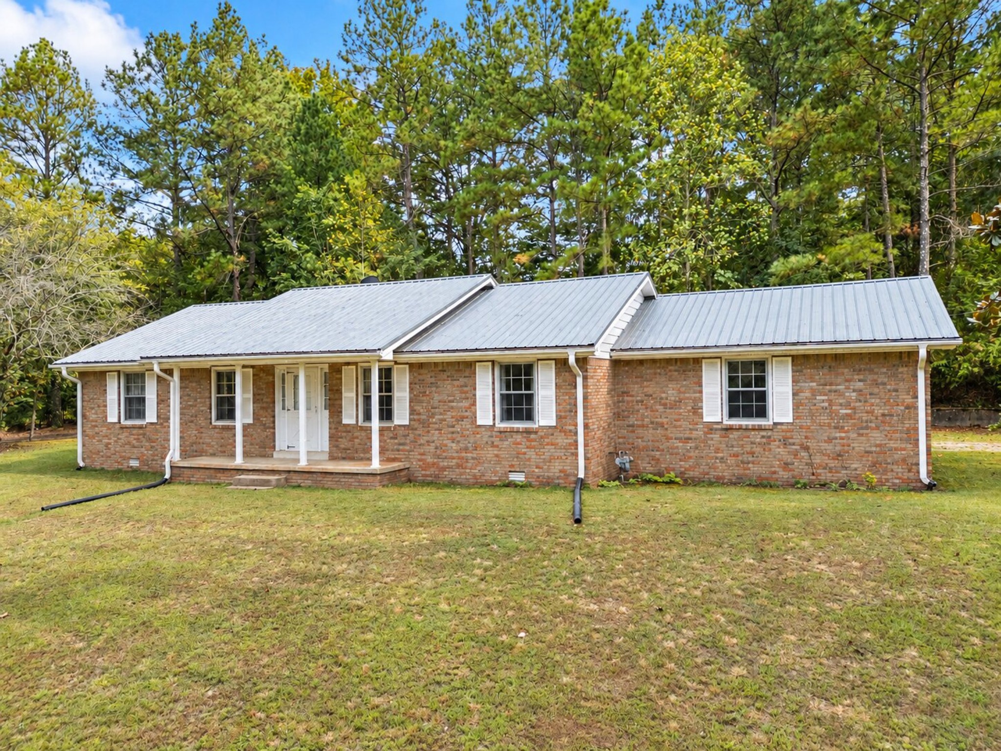 3141 White Oak Rd — photo