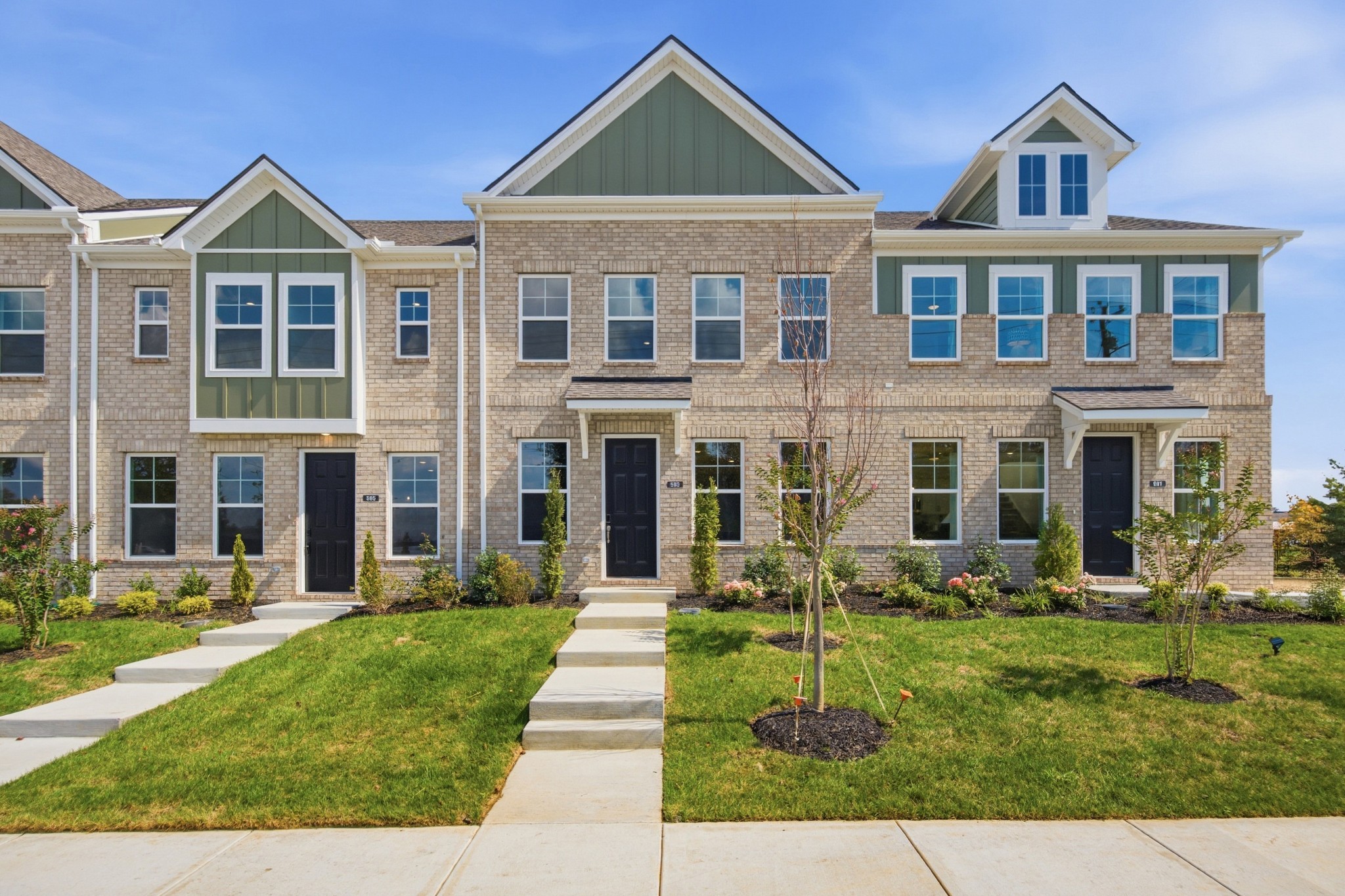 503 Hartmann Landing Way — photo