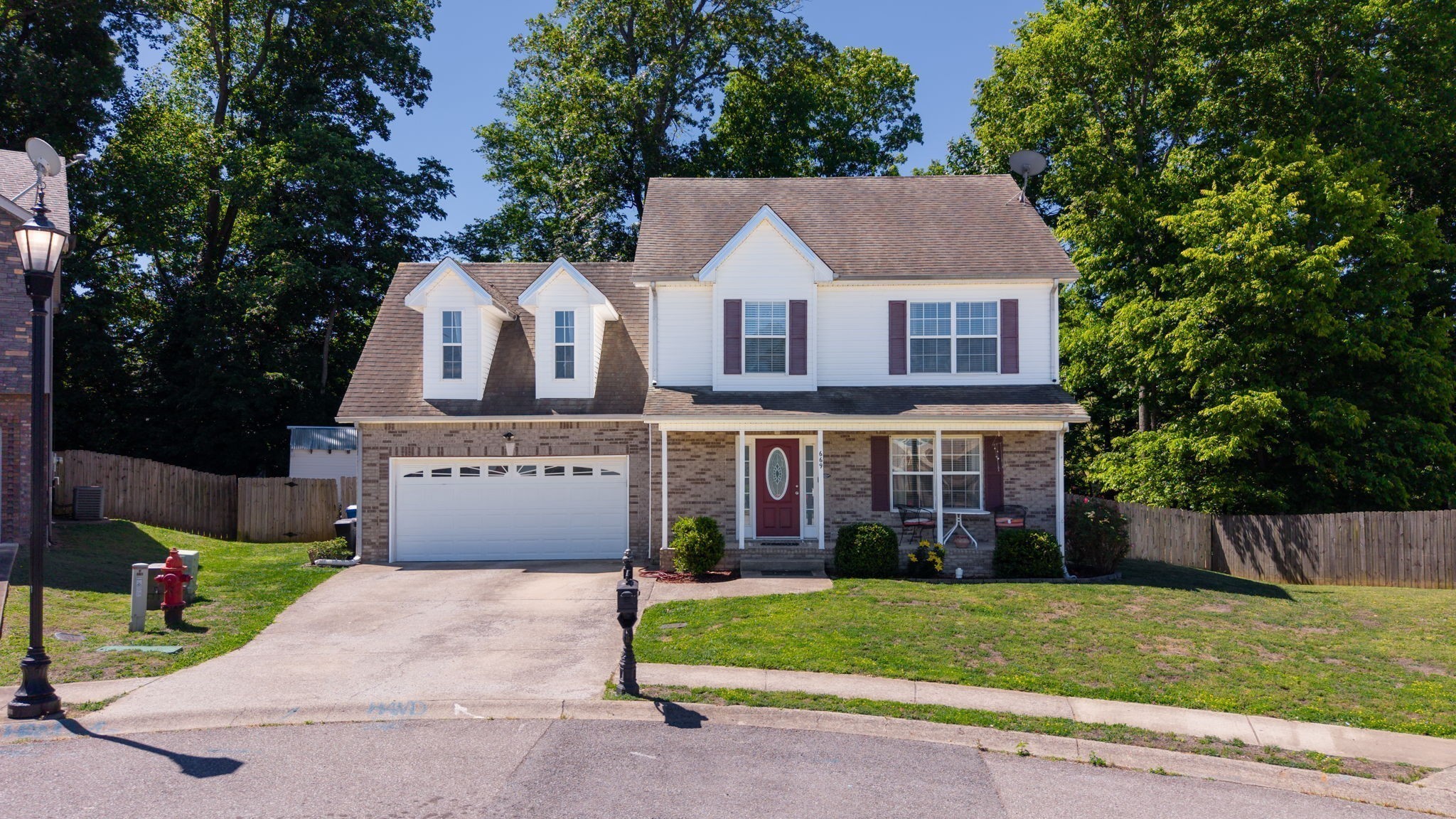 669 Wolfchase Ct — photo