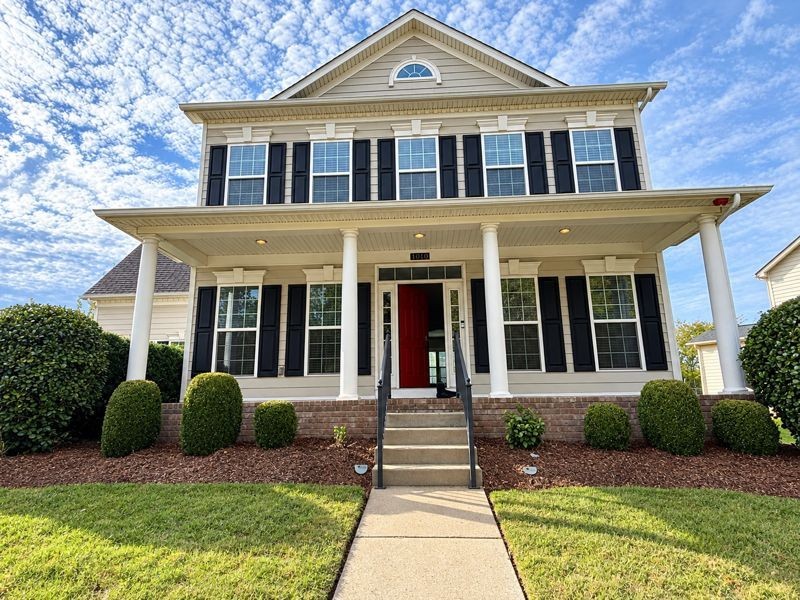 1010 Shallow Stream Ln — photo