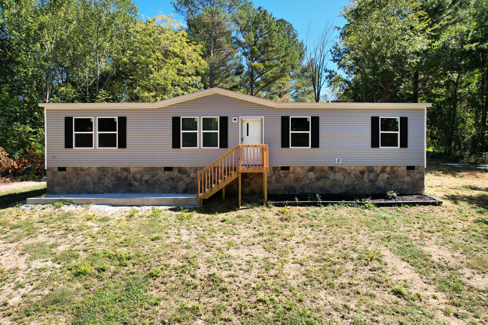 264 Len Mar Rd — photo
