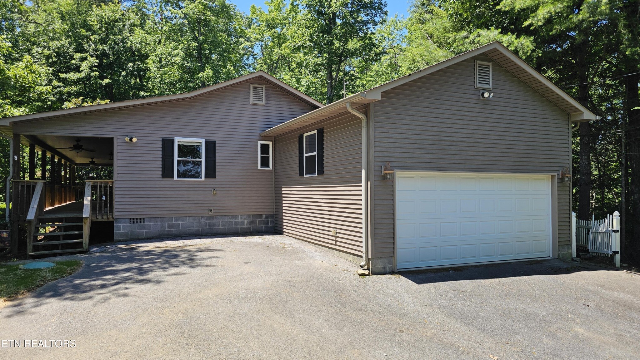 4442 Grindstone Ridge Road, Pigeon Forge, TN 37863