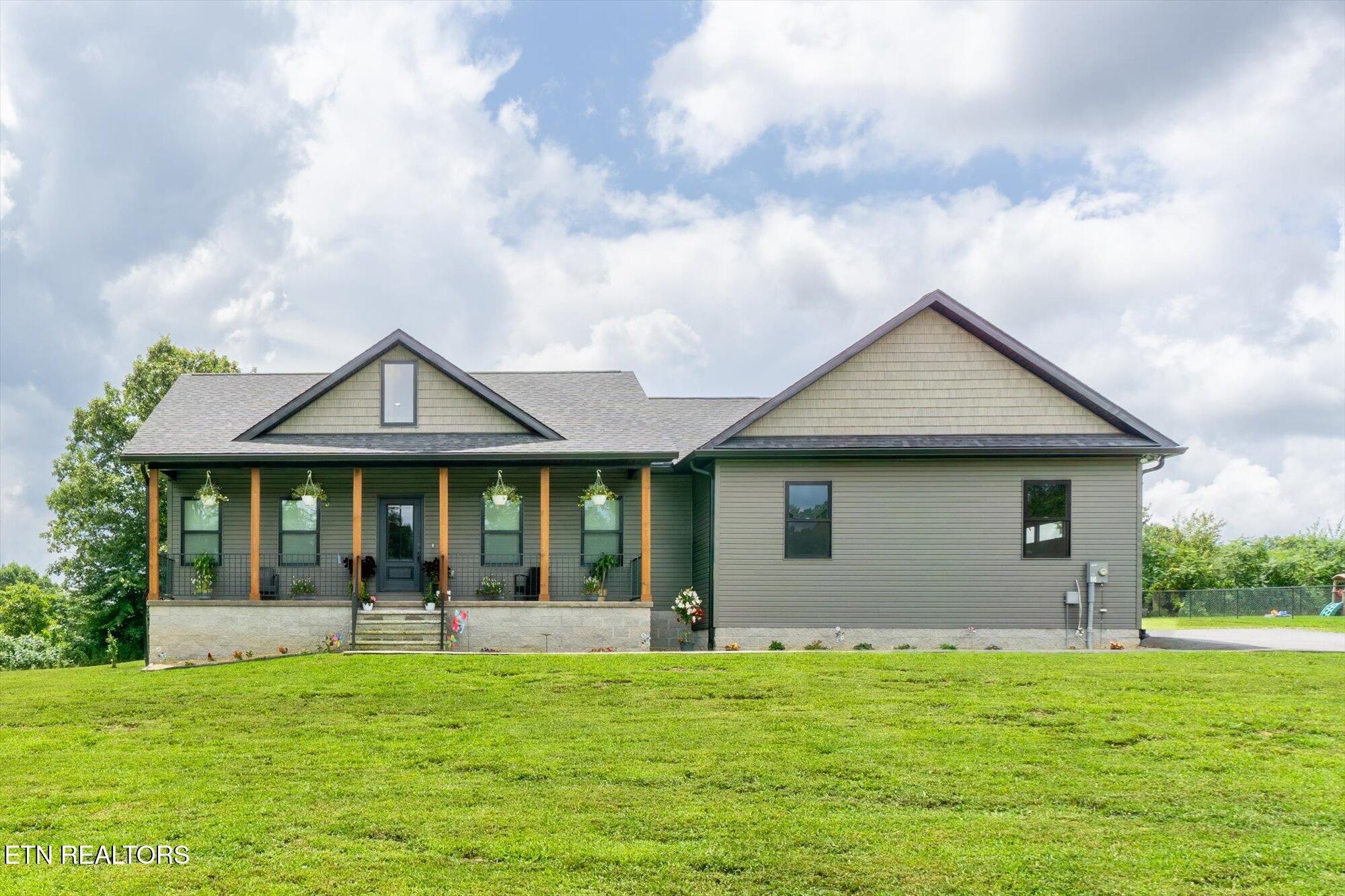 138 Perry Creek Drive — photo