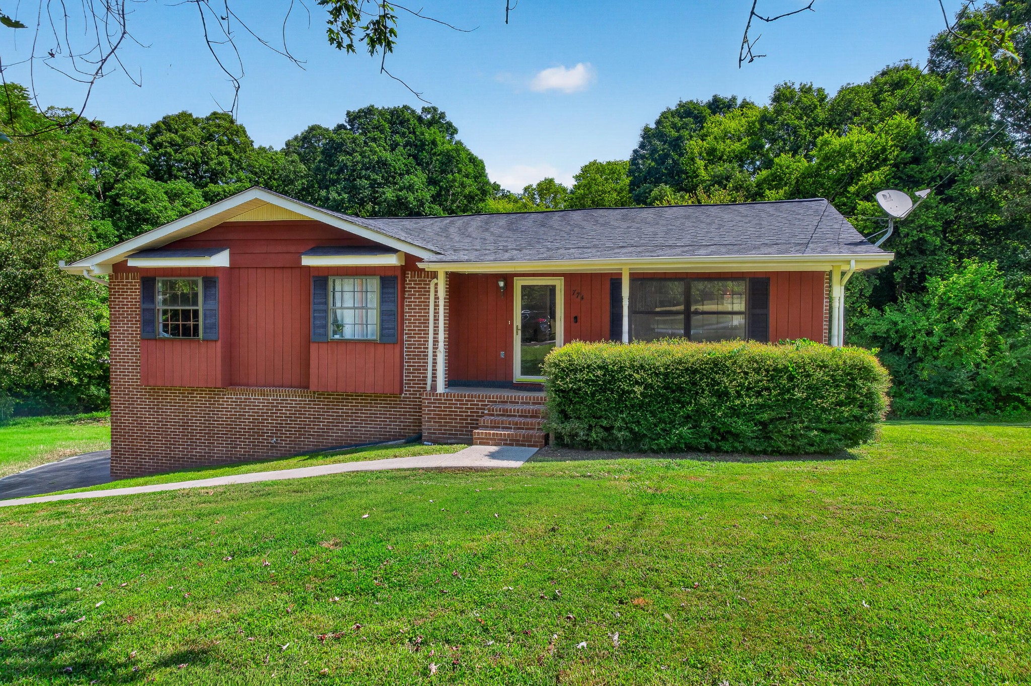 774 Brownwood Circle — photo