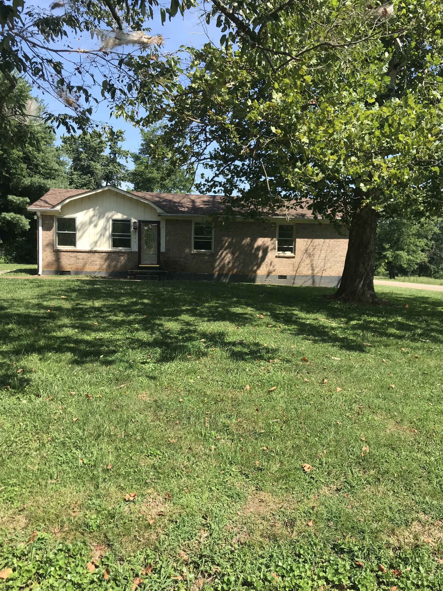 2414 Steve Dr — photo