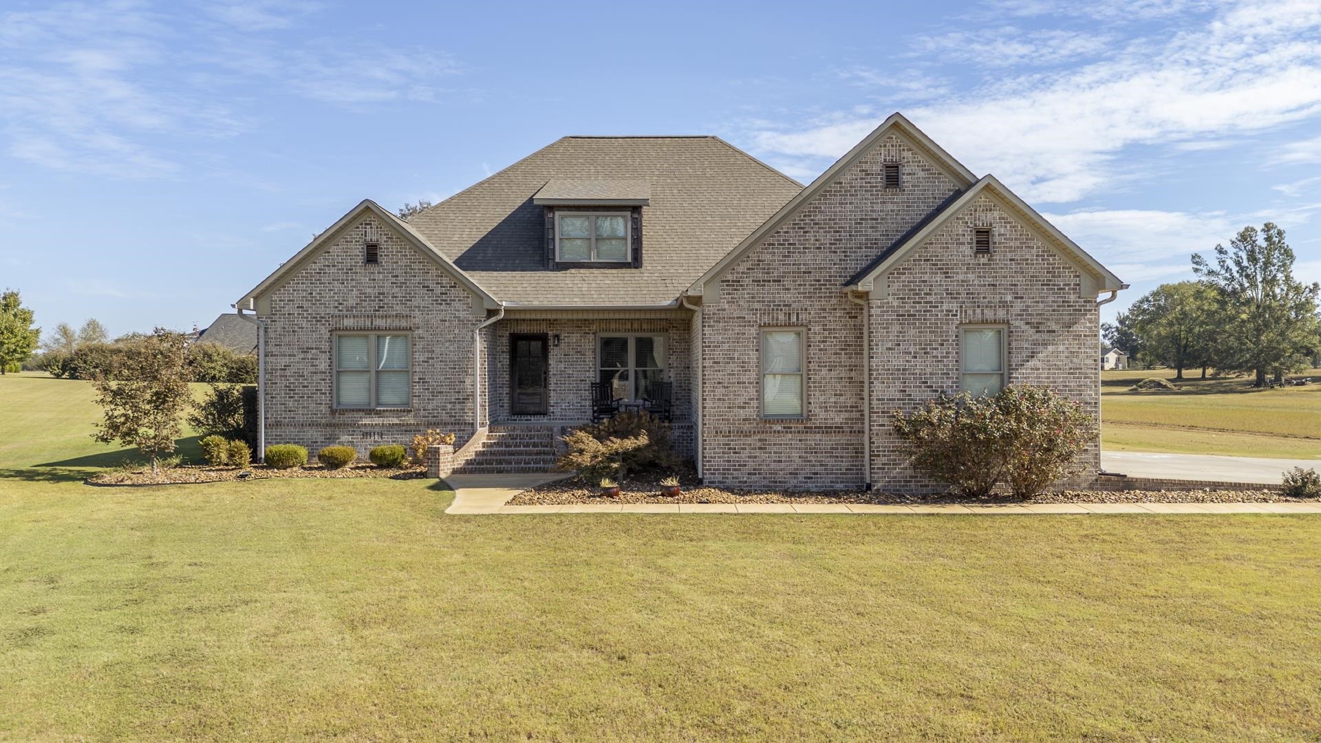 205 Twin Fork Ln — photo