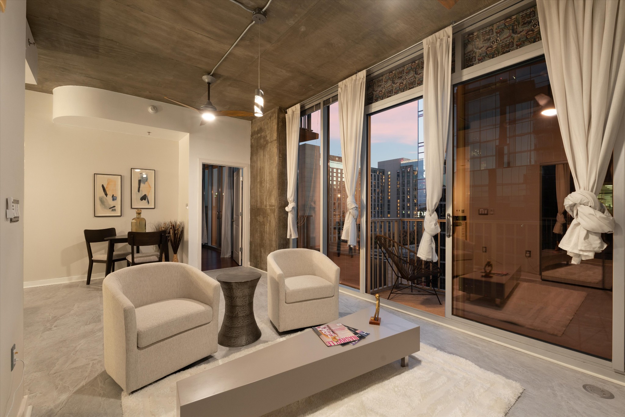 301 Demonbreun St 1418 — photo