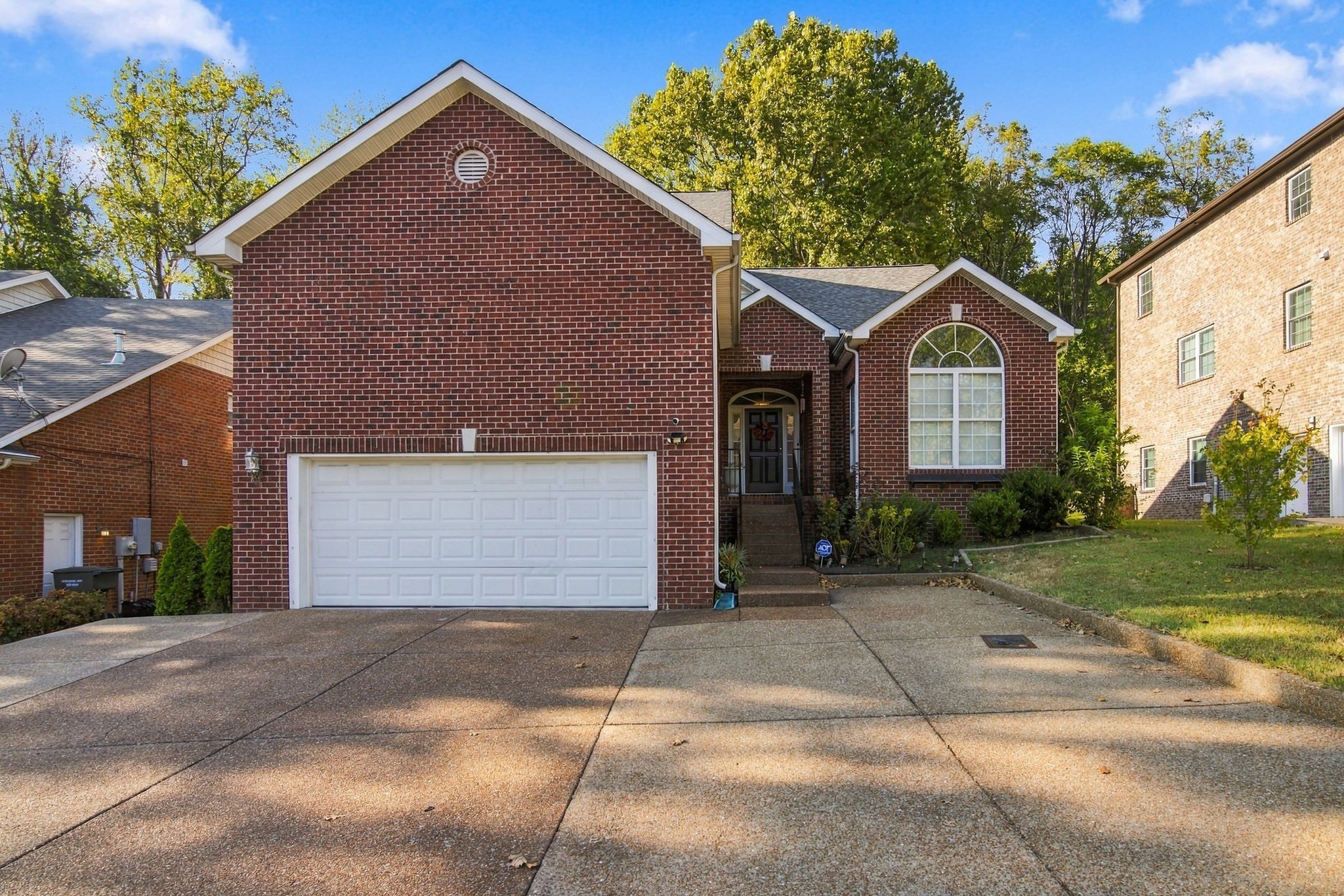 6705 Autumn Oaks Dr — photo