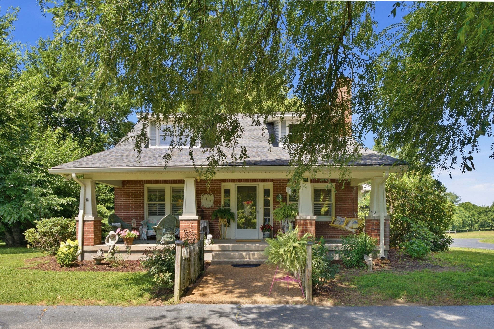 445 Carters Creek Pike — photo