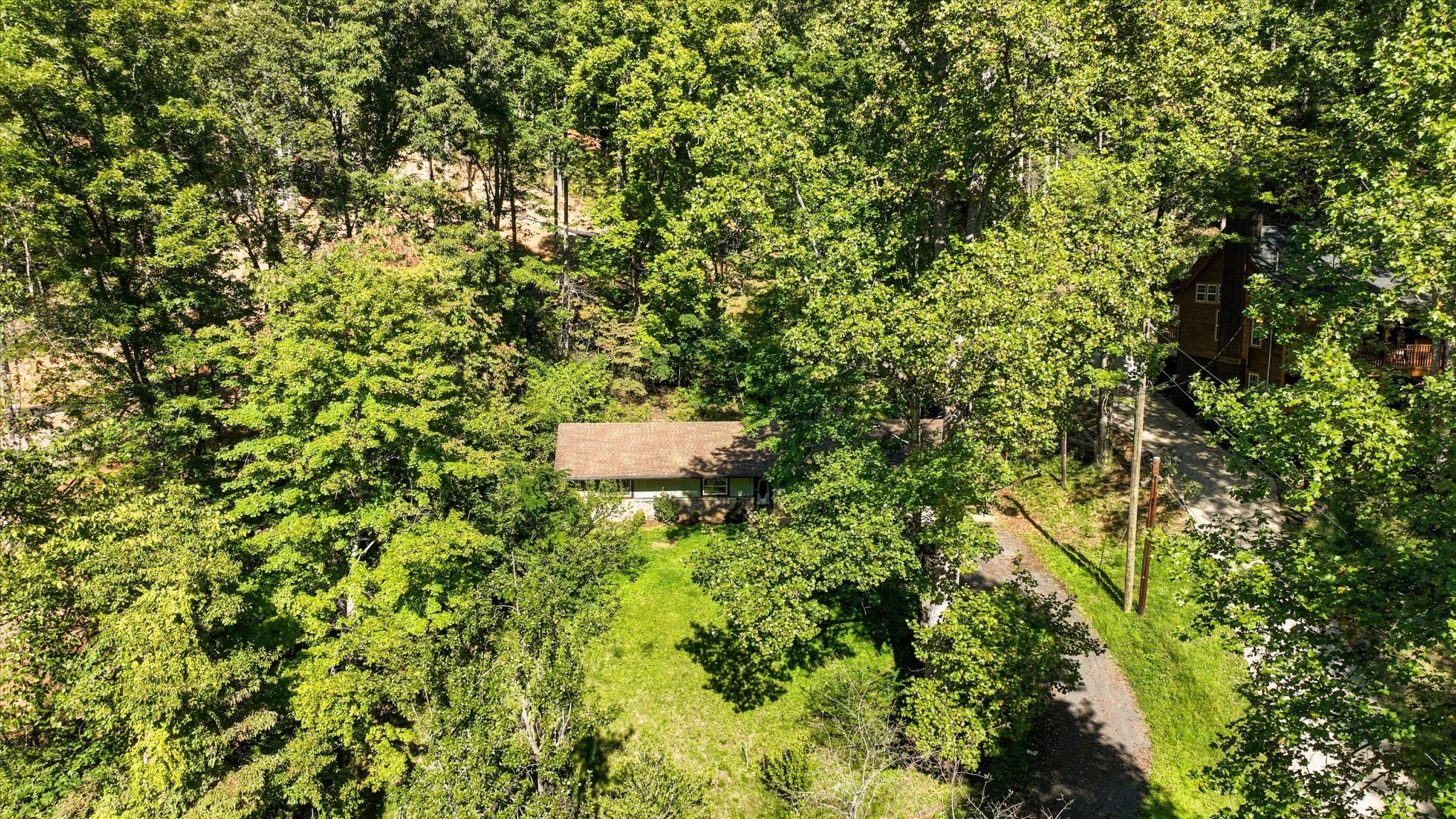 740 Hidden Valley Rd — photo