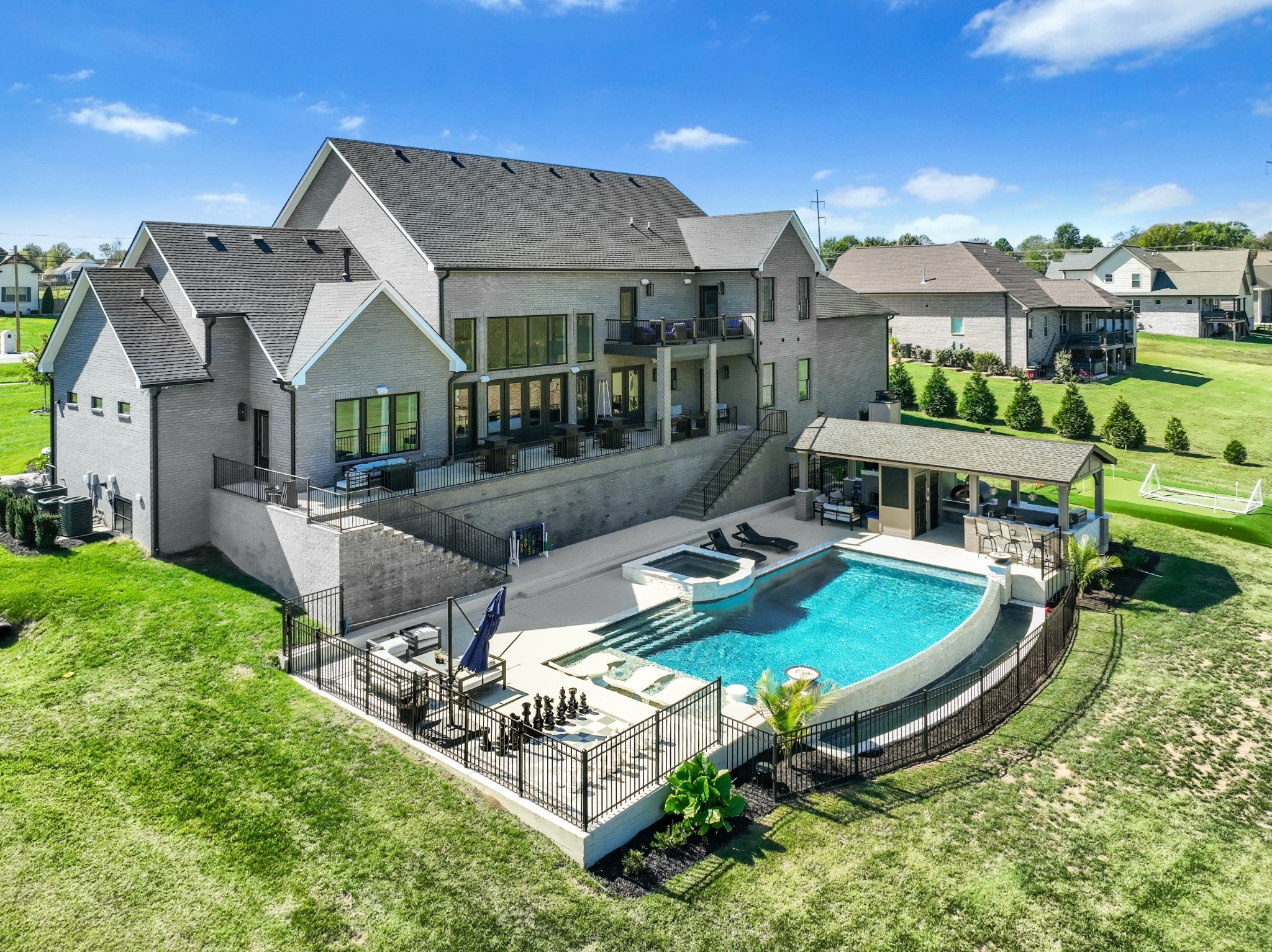 617 Coles Ferry Rd — photo