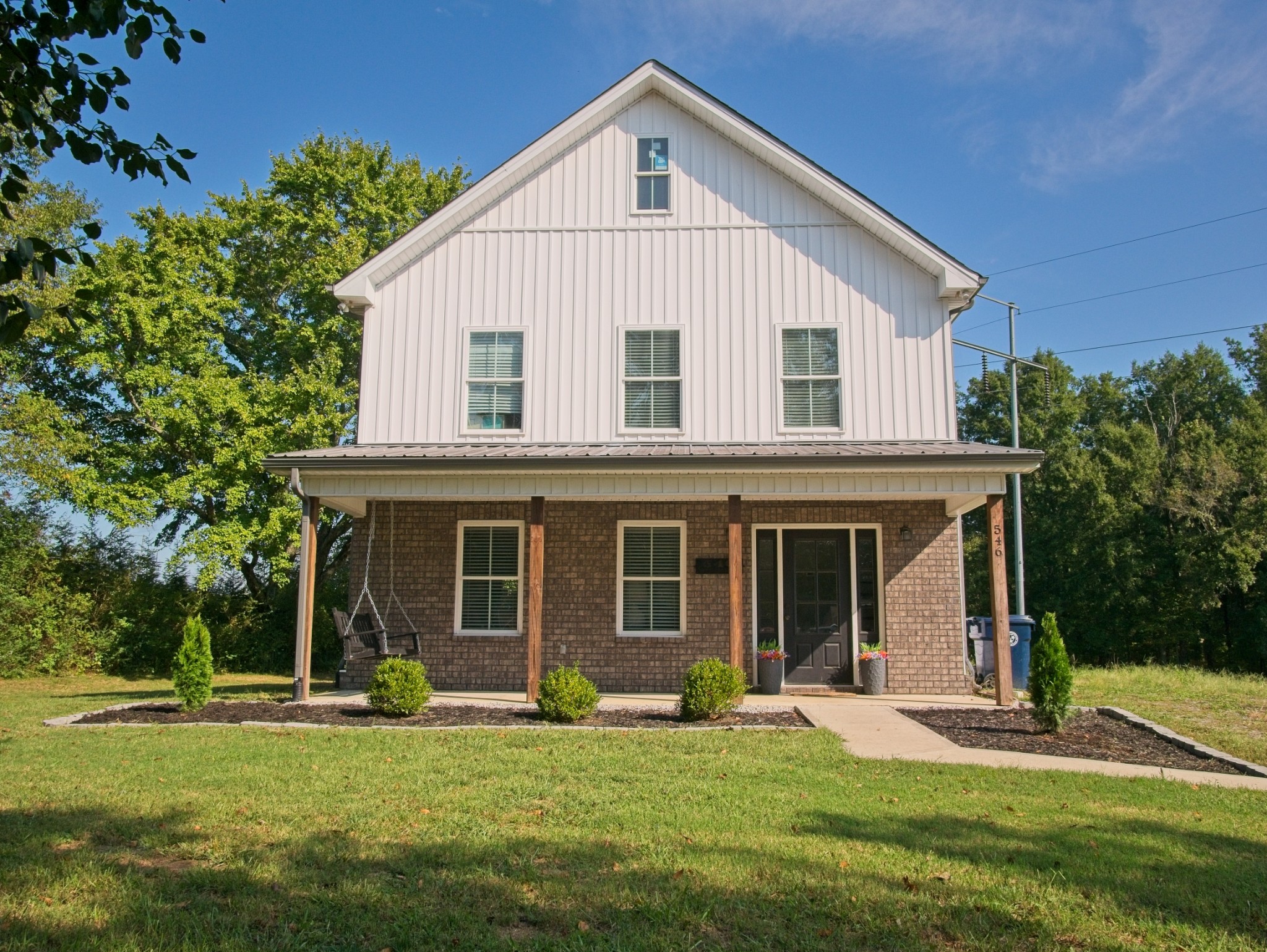 546 Green Meadow Dr — photo