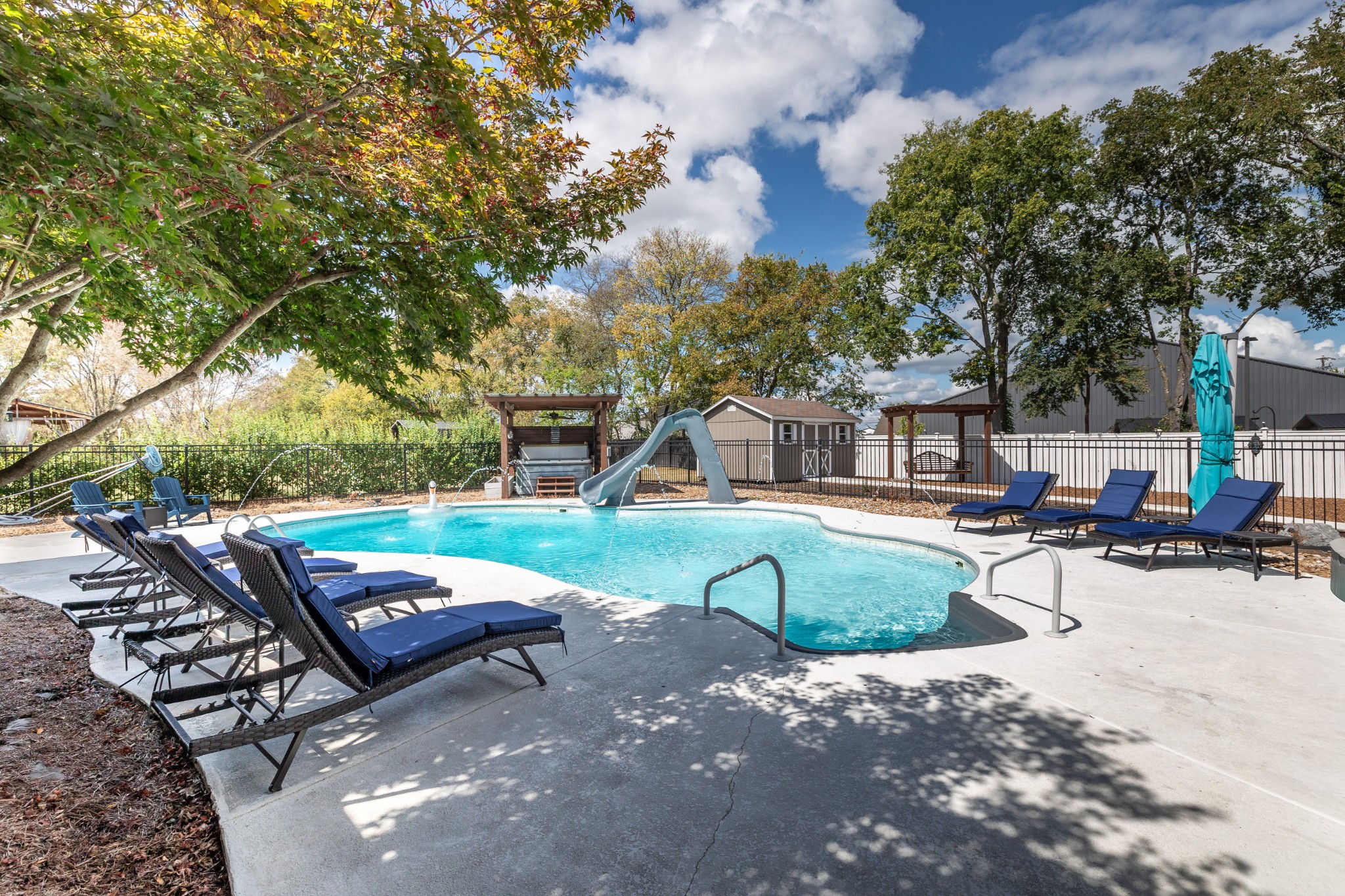 1109 Silver Meadow Dr — photo