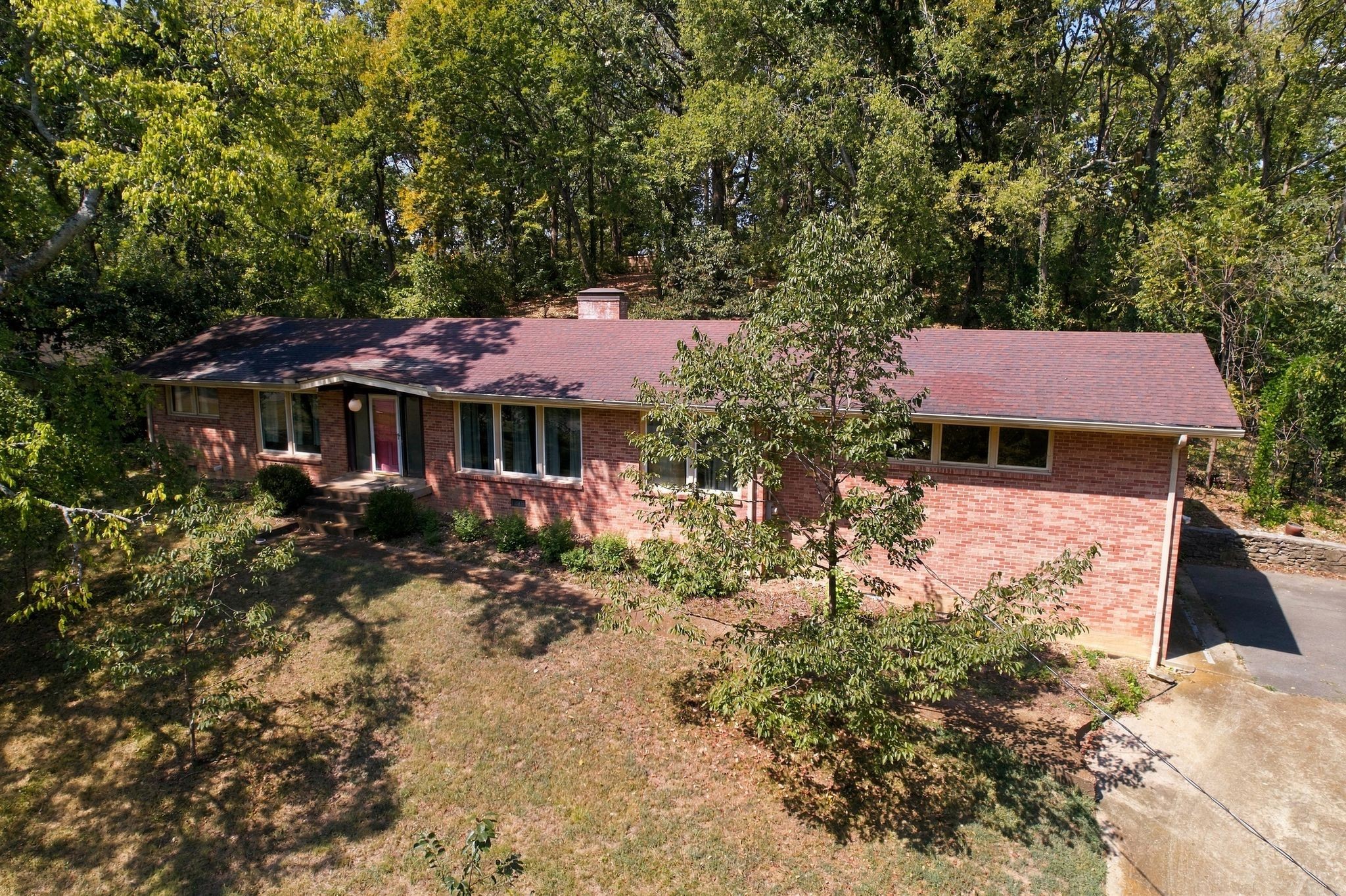 195 Forestwood Dr — photo