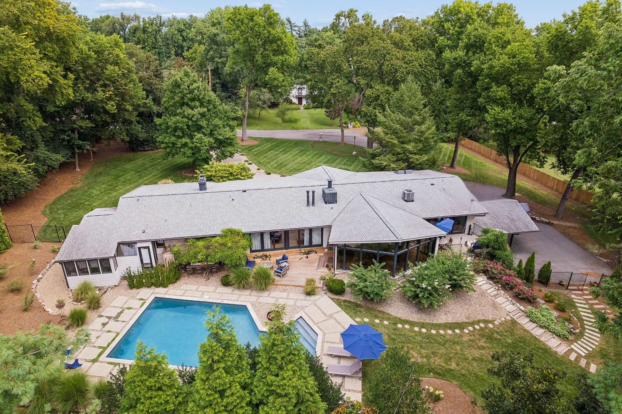 4301 Lillywood Rd — photo