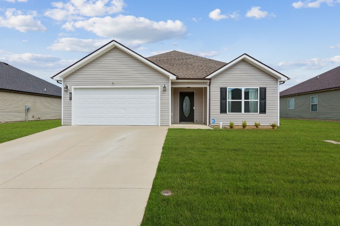 1571 Parkside Dr — photo