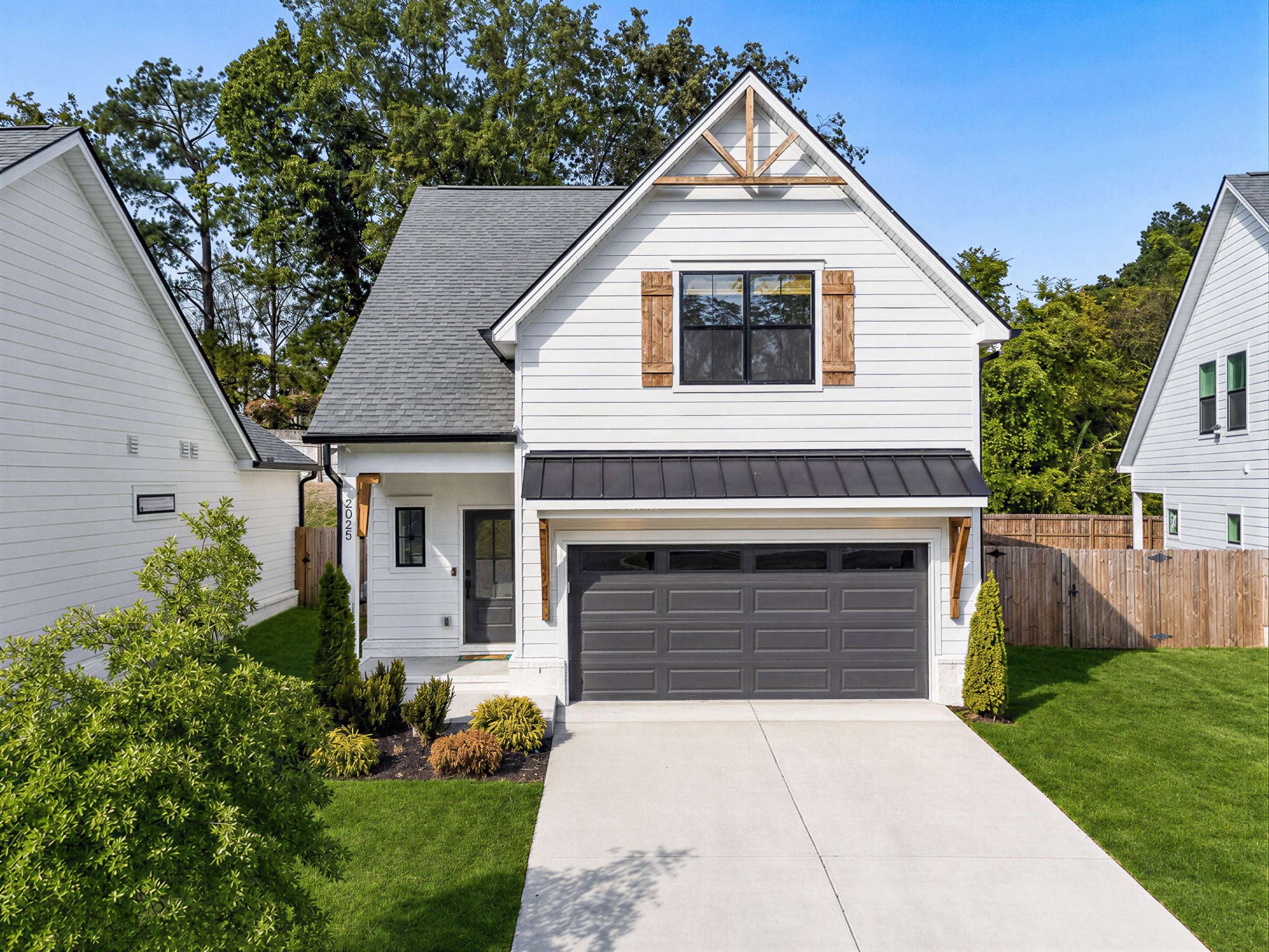 2025 Pleasant CV — photo