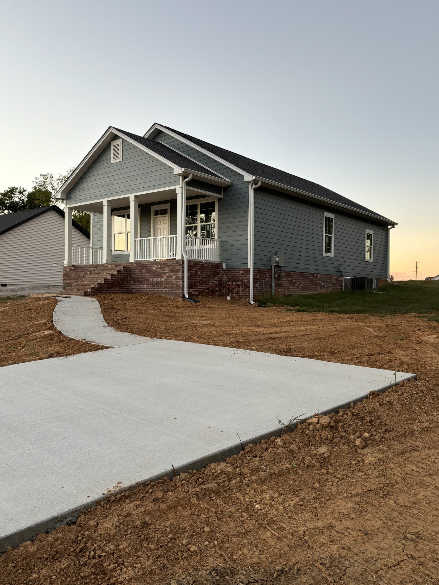 394 N Harris Rd — photo