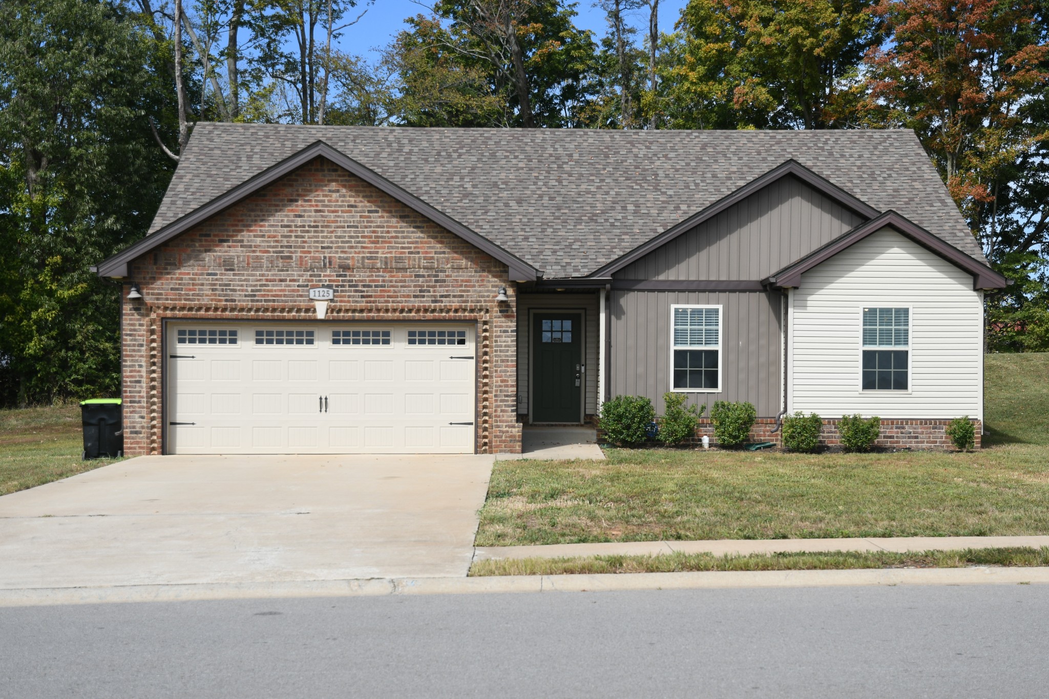 1125 Cardinal Creek Dr — photo