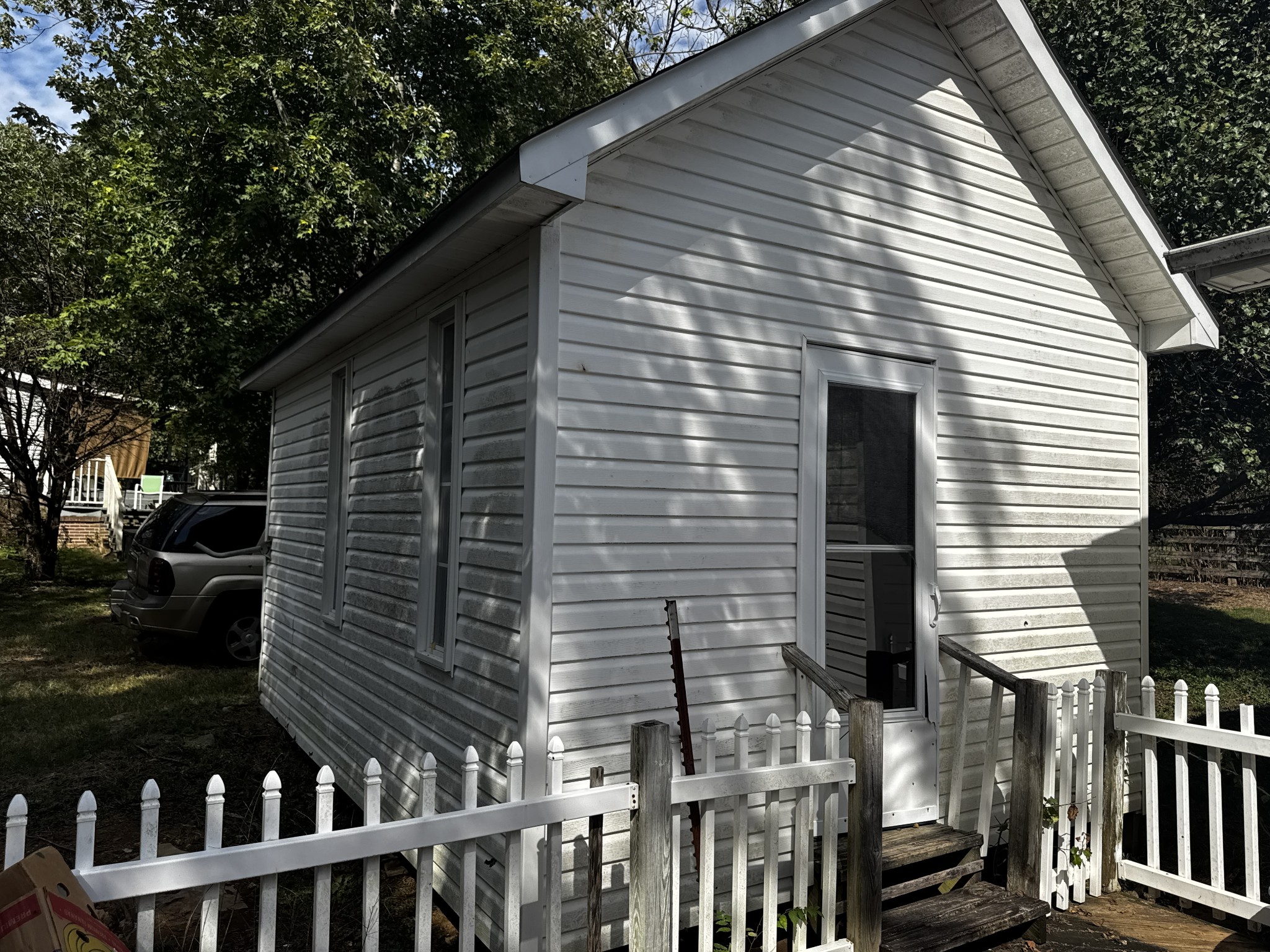 615 Adams Loop, Tennessee Ridge, TN 37178 — photo 2