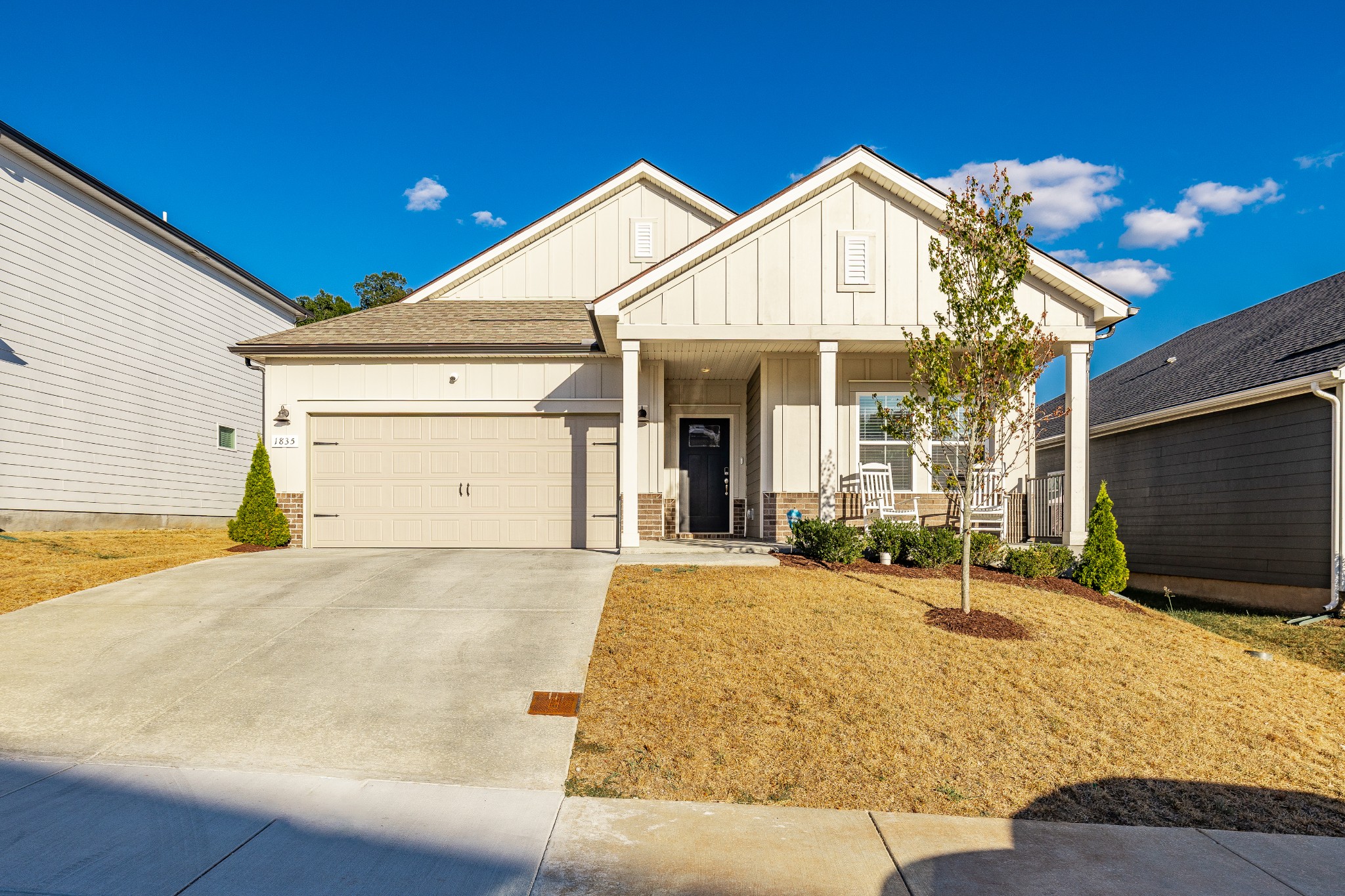 1835 Mahala Dr — photo