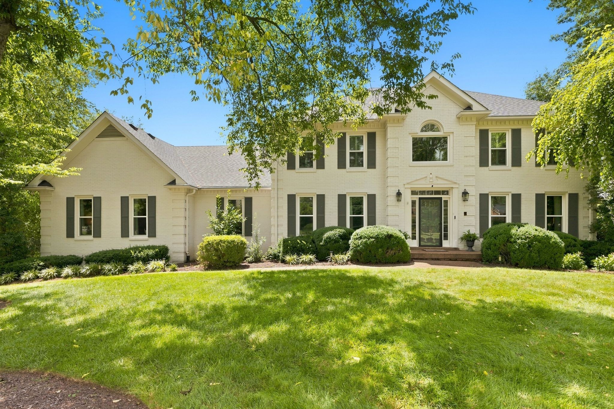 1309 Arrowhead Dr — photo