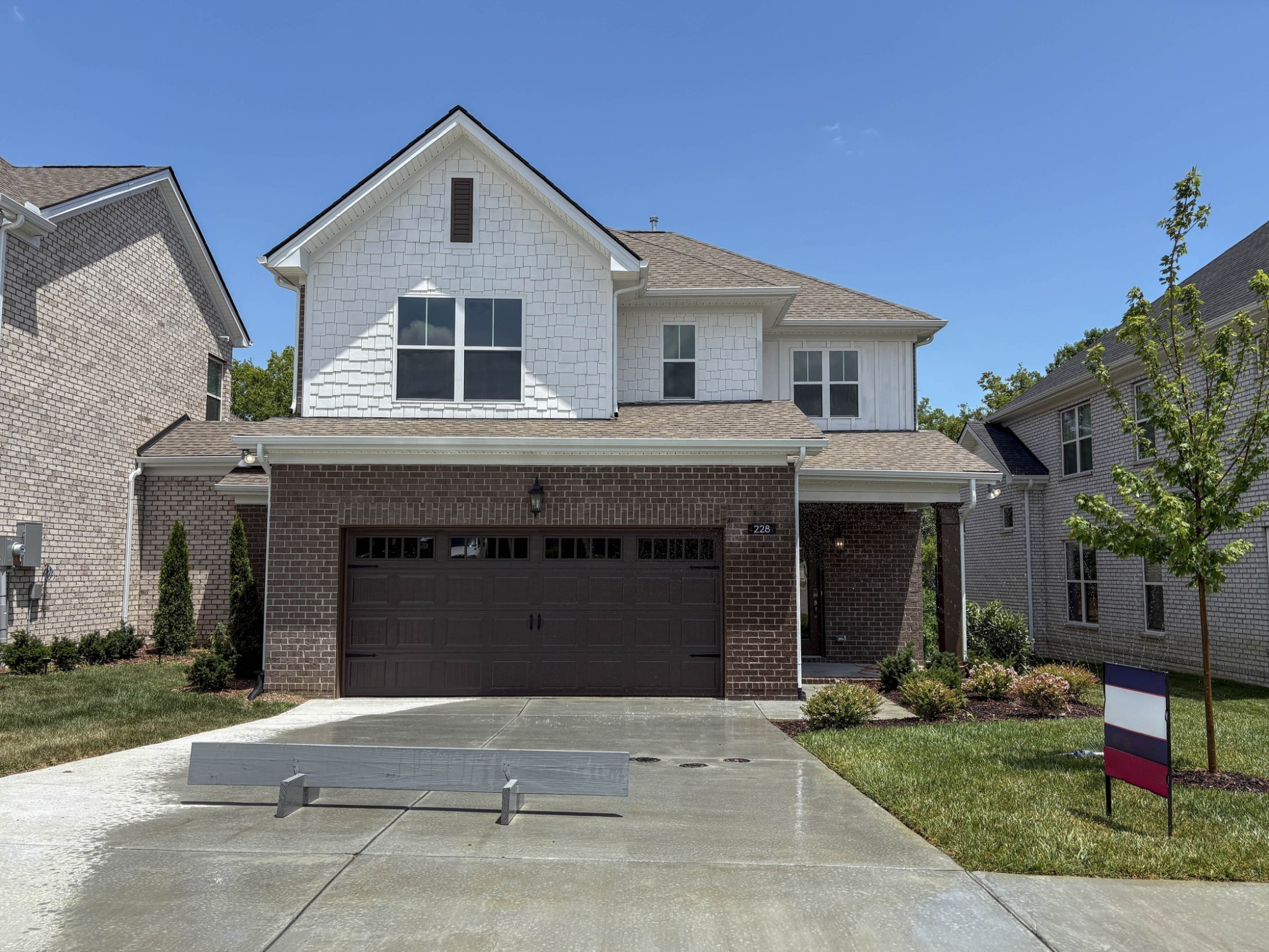 228 Hudson Dr — photo