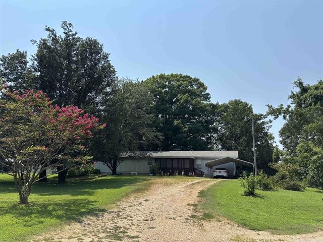 2990 Junius Lee Rd — photo