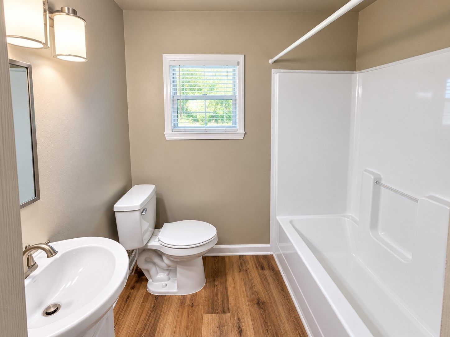 441 E Deaderick Street, Jackson, TN 38301 — photo 3